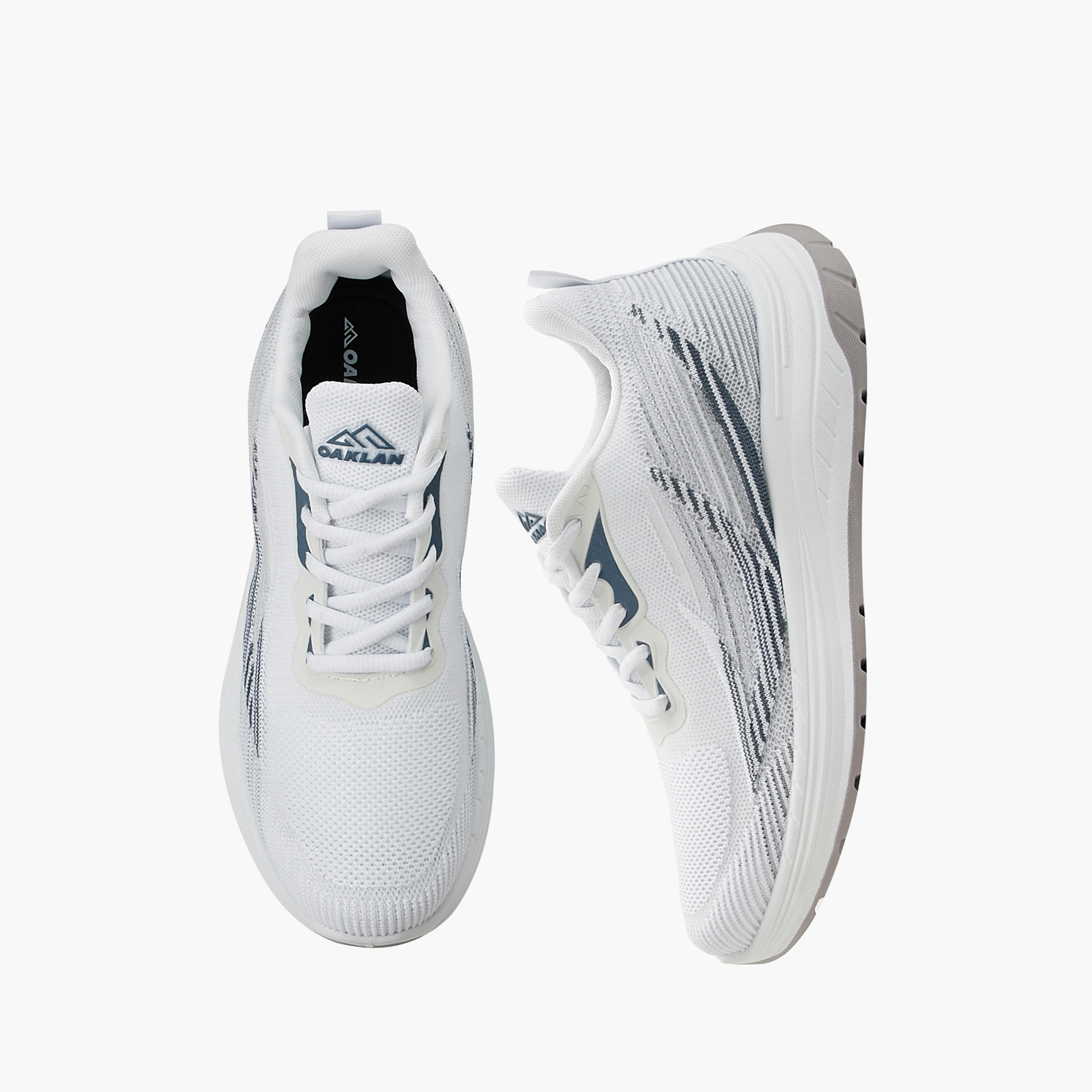 حذاء رياضي برباط إغلاق للرجال من أوكلان من شو إكسبريس-men-shoes-sports-image-1