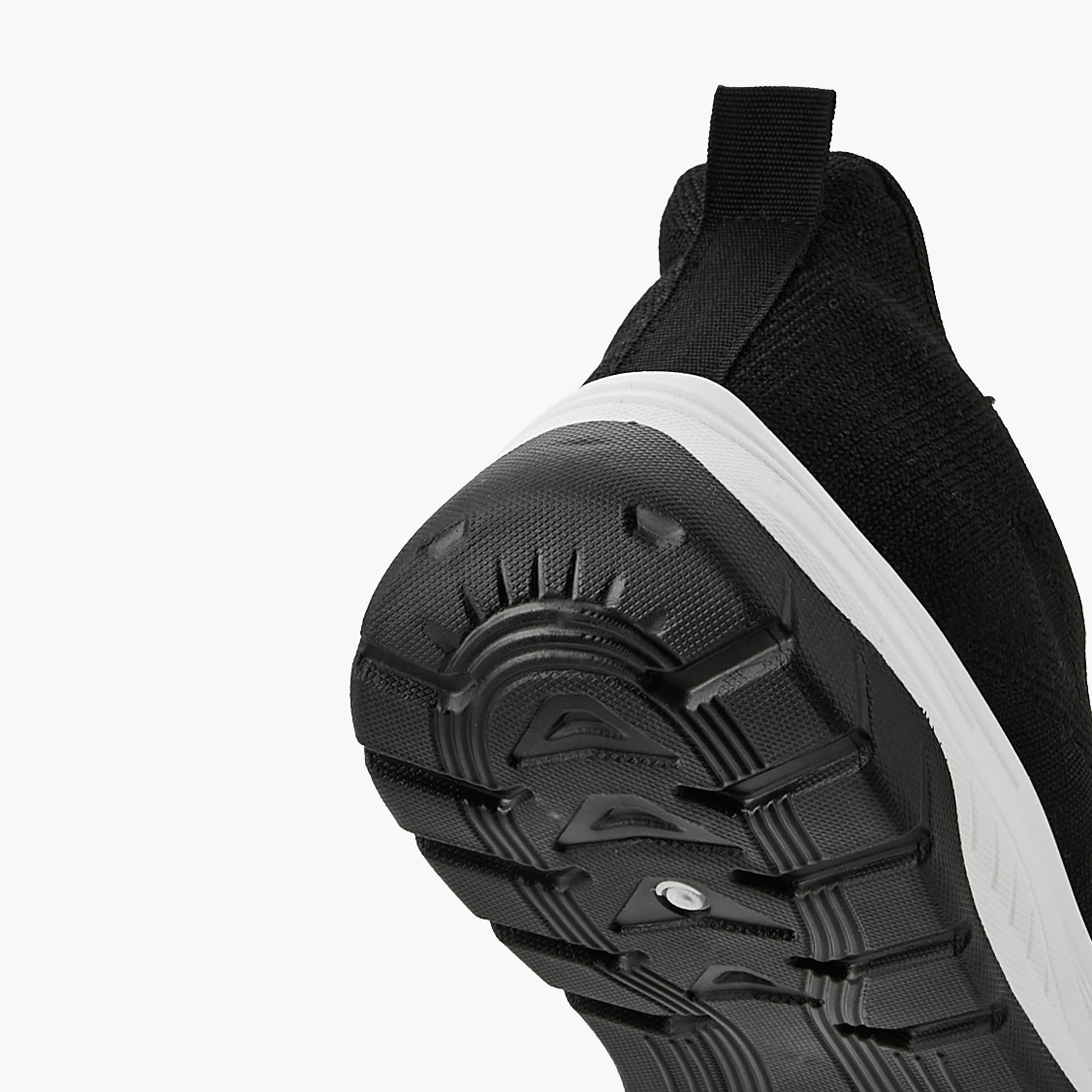 حذاء رياضي برباط إغلاق للرجال من أوكلان من شو إكسبريس-men-shoes-sports-image-5