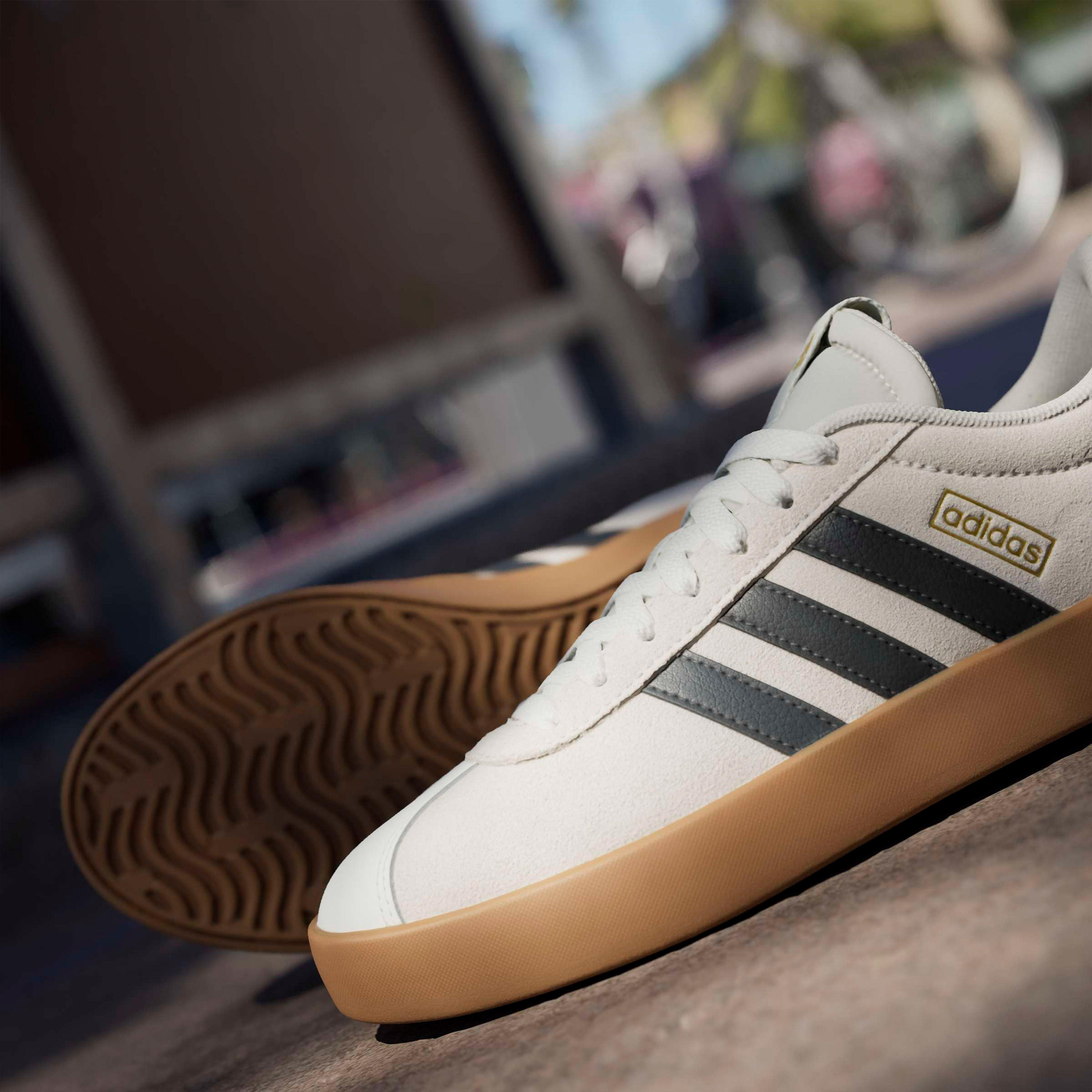 حذاء سنيكرز بطول الكاحل ورباط إغلاق في إل كورت 3.0 للنساء من أديداس-women-shoes-sneakers-image-13