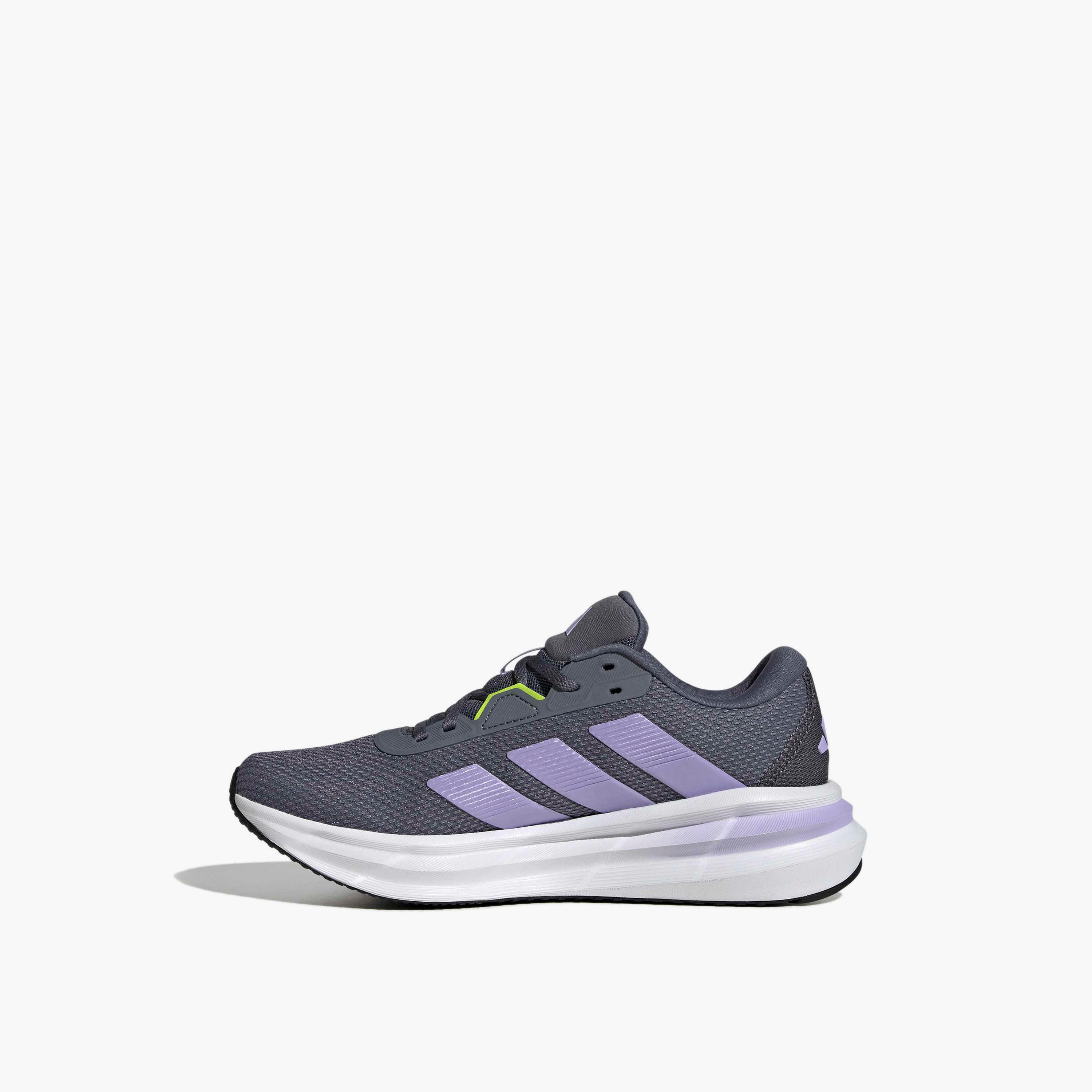 حذاء رياضي برباط إغلاق جالكسي 7 للنساء من أديداس-sports-women-shoes-image-3