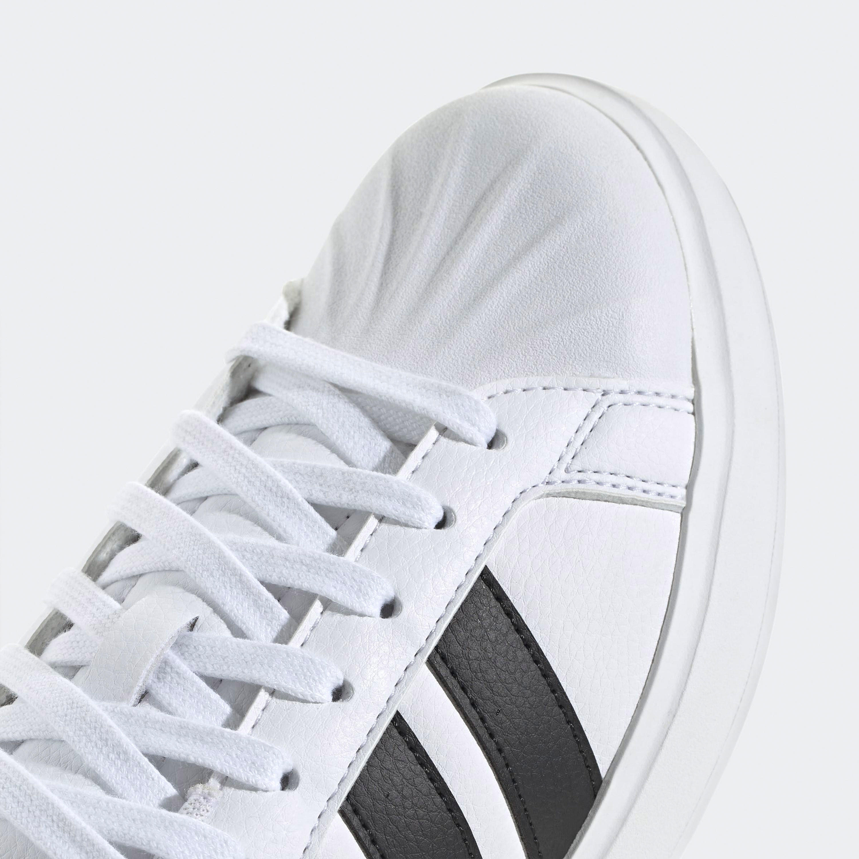 حذاء سنيكرز بطول الكاحل وشريط إغلاق لاصق ستريت توك للنساء من أديداس-women-shoes-sneakers-image-6