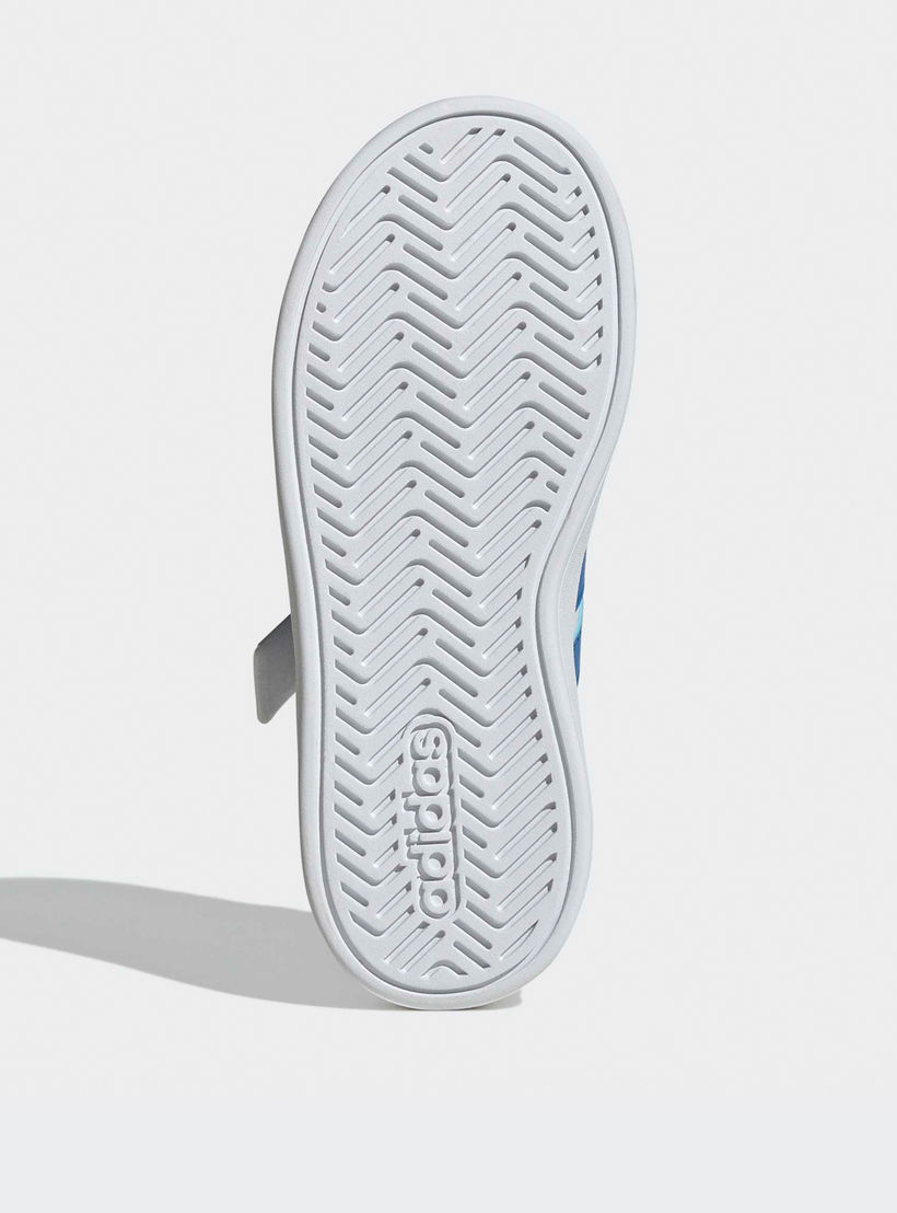 حذاء سنيكرز بشريط إغلاق لاصق "جراند كورت 3.0 إي إل" للأولاد من أديداس-sports-boys-shoes-image-6