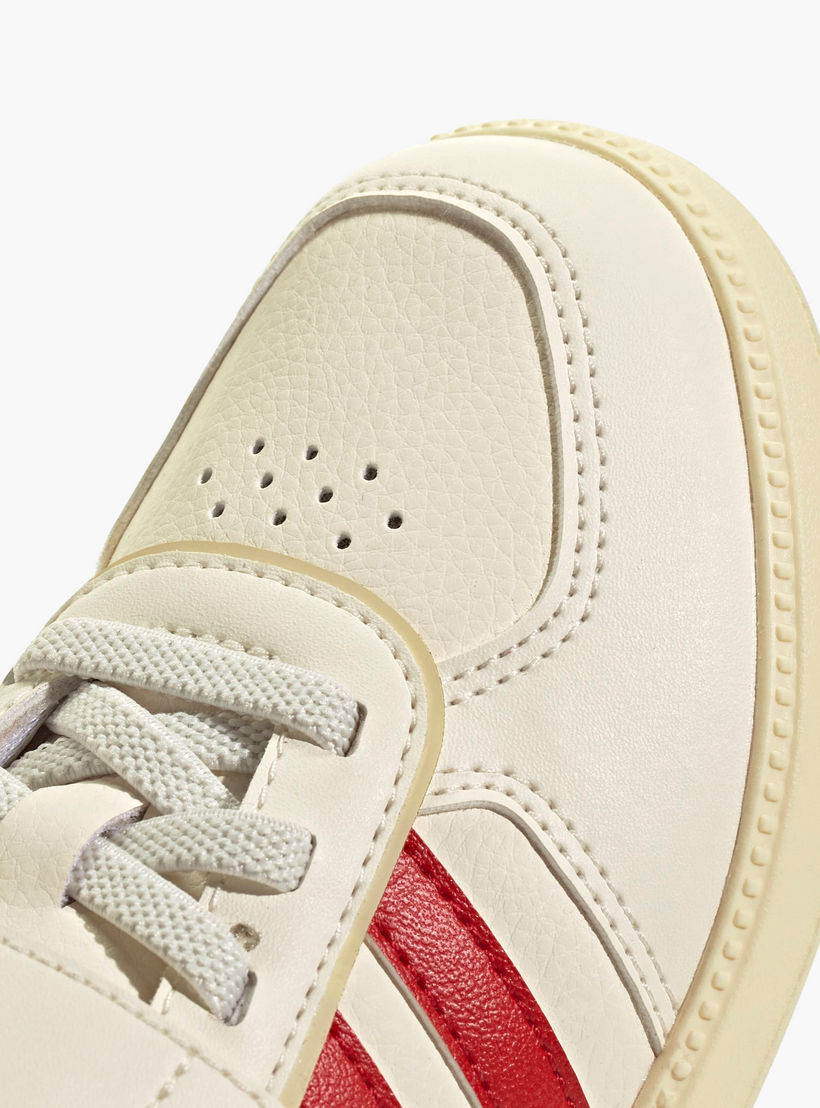 حذاء سنيكرز مثقب بشريط إغلاق لاصق للأولاد من أديداس - BREAKNET SLEEK EL C-boys-shoes-sneakers-image-6