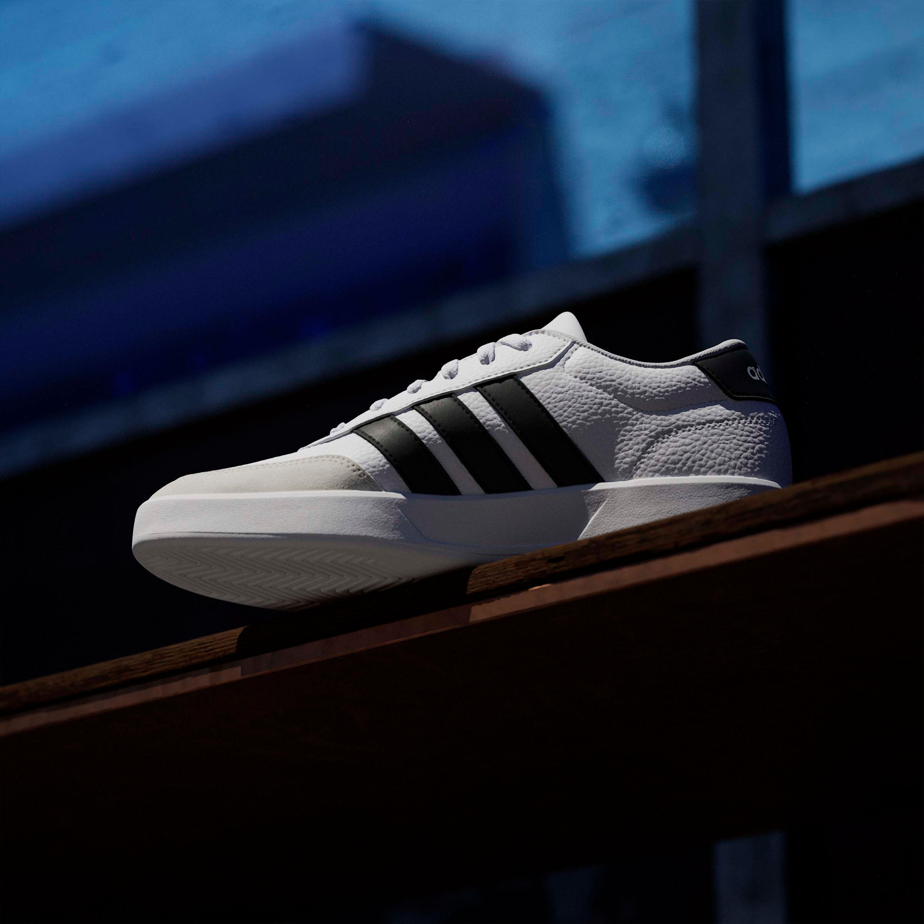 حذاء سنيكرز مخطط للكاحل برباط إغلاق بريكنت 3.0 للرجال من أديداس-men-shoes-sneakers-image-10