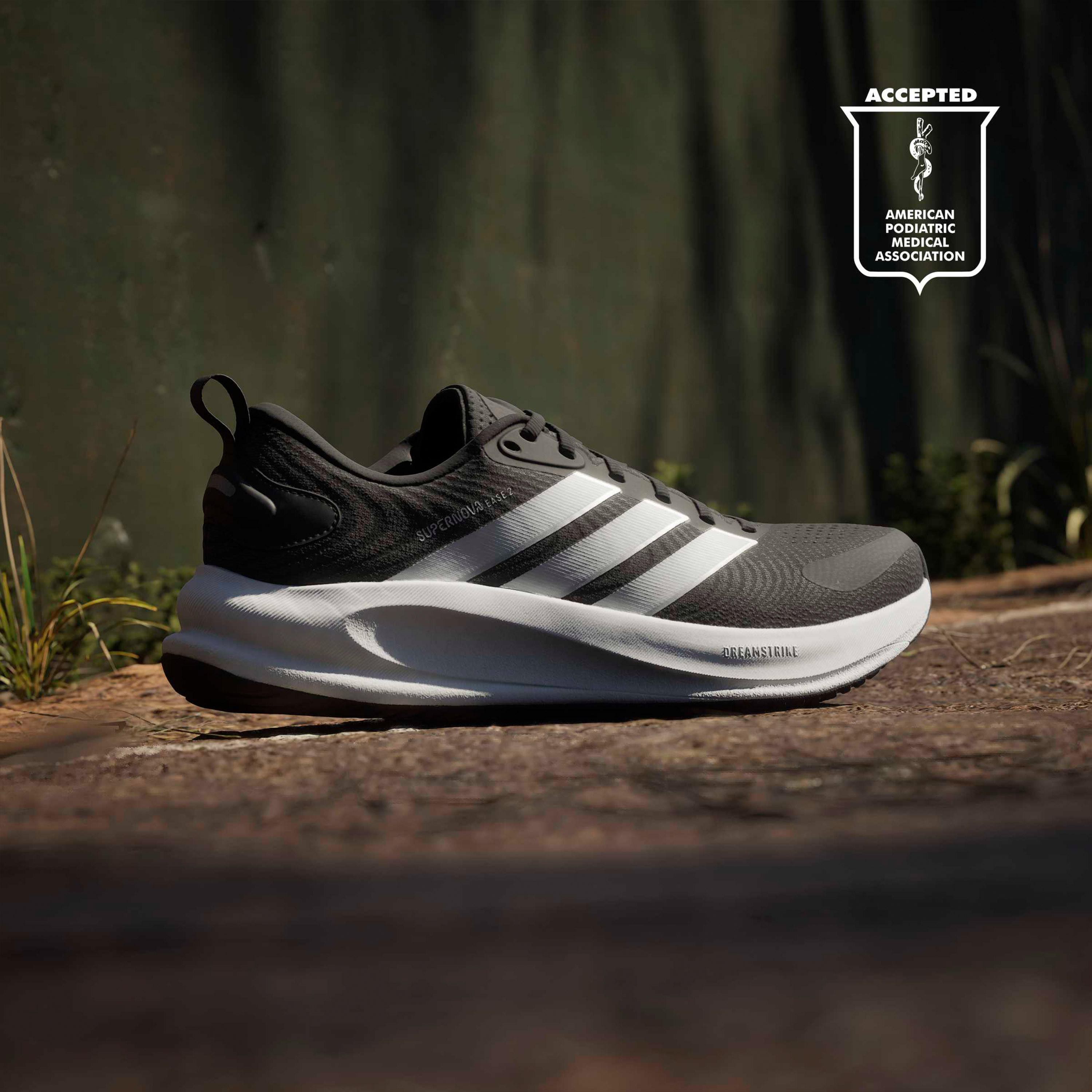 حذاء رياضي بارز الملمس سوبرنوفا إيز 2 برباط إغلاق للرجال من أديداس-sports-men-shoes-image-8