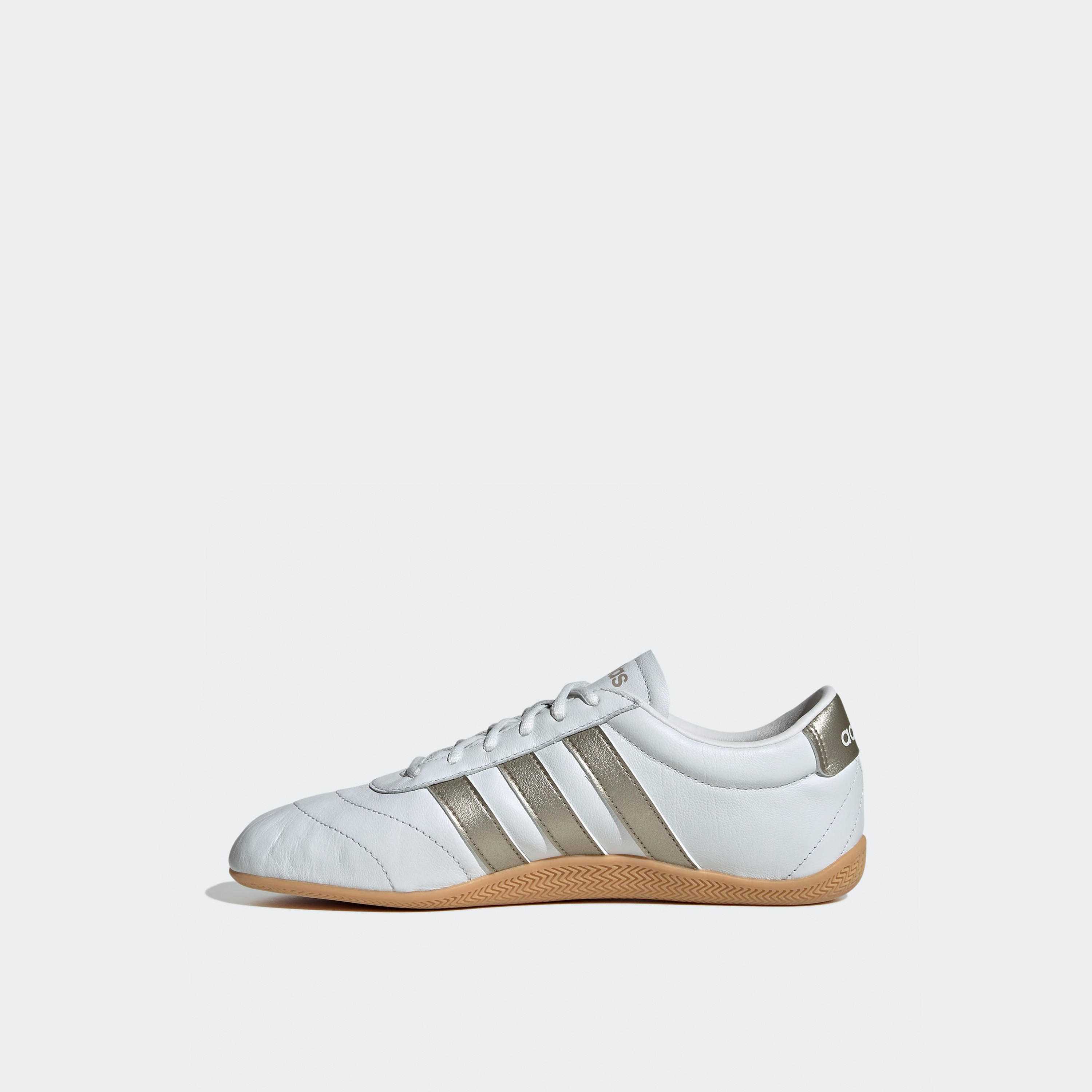 حذاء سنيكرز بكاحل منخفض ورباط إغلاق جراند كورت للنساء من أديداس-sports-women-shoes-image-3