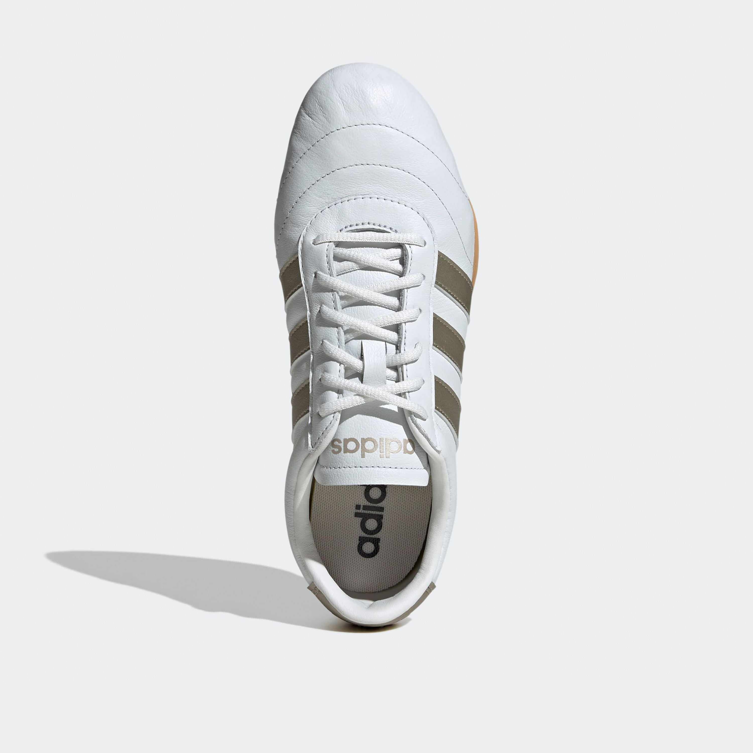 حذاء سنيكرز بكاحل منخفض ورباط إغلاق جراند كورت للنساء من أديداس-sports-women-shoes-image-4