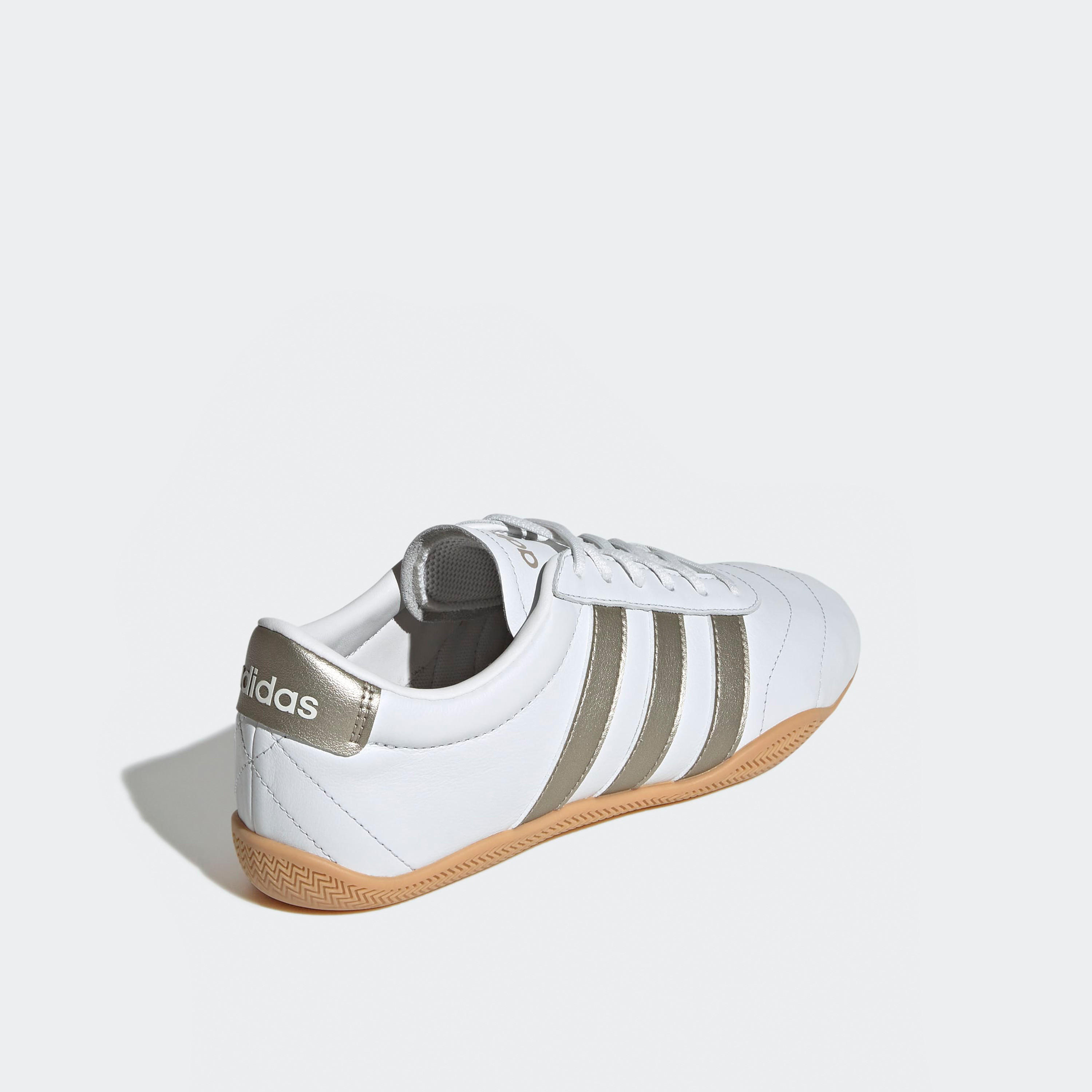 حذاء سنيكرز بكاحل منخفض ورباط إغلاق جراند كورت للنساء من أديداس-sports-women-shoes-image-5