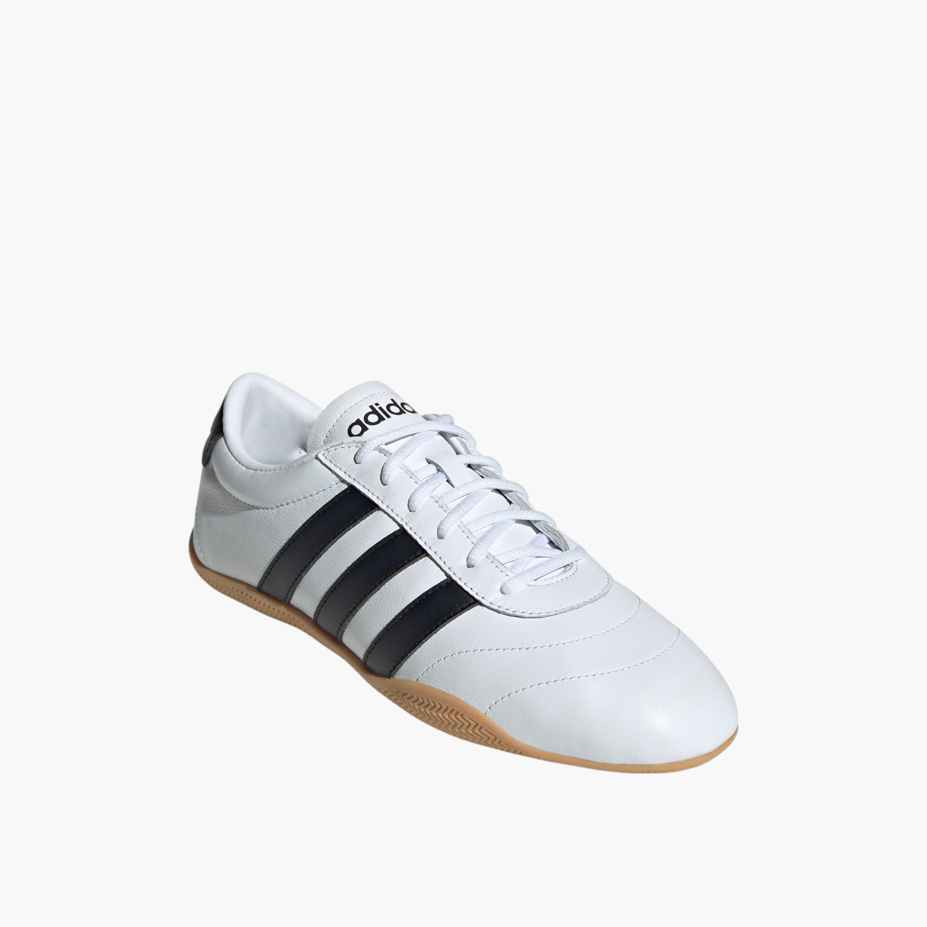 حذاء سنيكرز جراند كورت لو برباط إغلاق للنساء من أديداس - JQ9688-women-shoes-sneakers-image-1