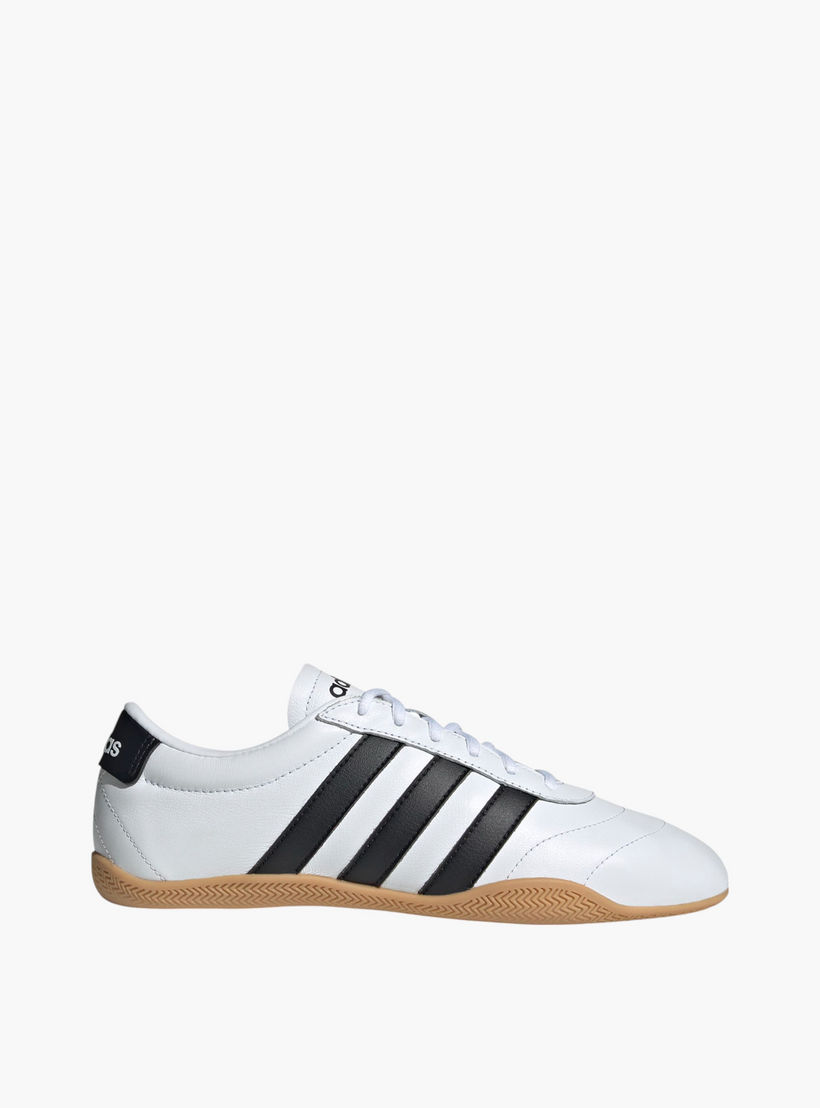 حذاء سنيكرز جراند كورت لو برباط إغلاق للنساء من أديداس - JQ9688-women-shoes-sneakers-image-2
