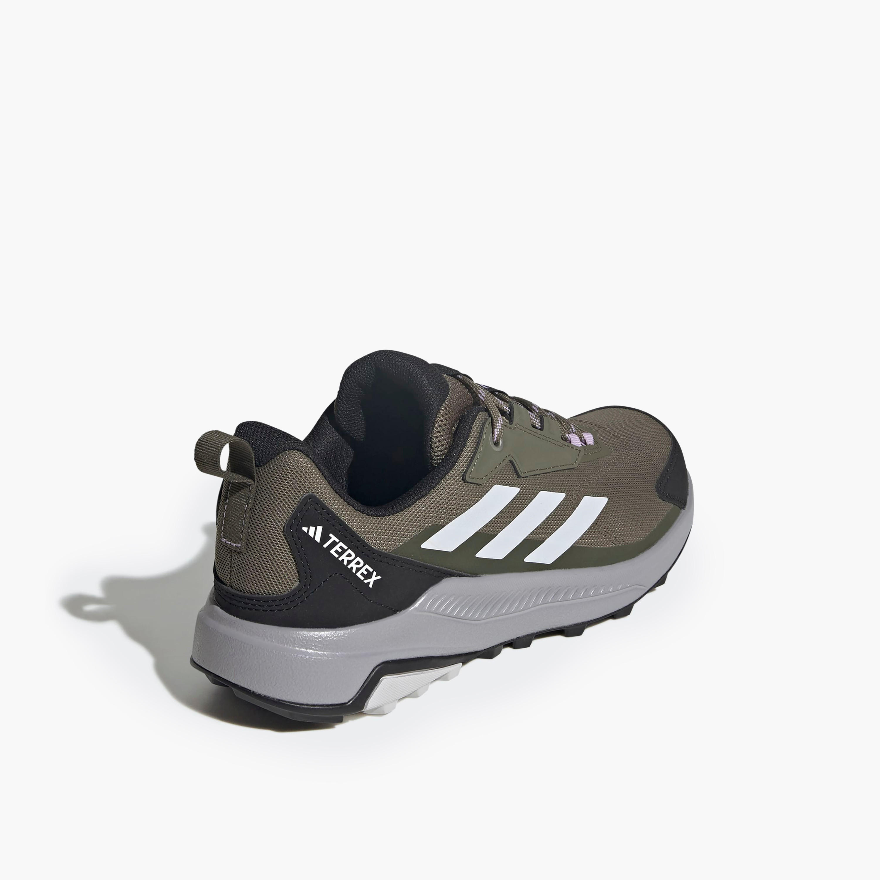 حذاء رياضي برباط تريكس أنيلاندر دبليو للنساء من أديداس-women-shoes-sports-image-3