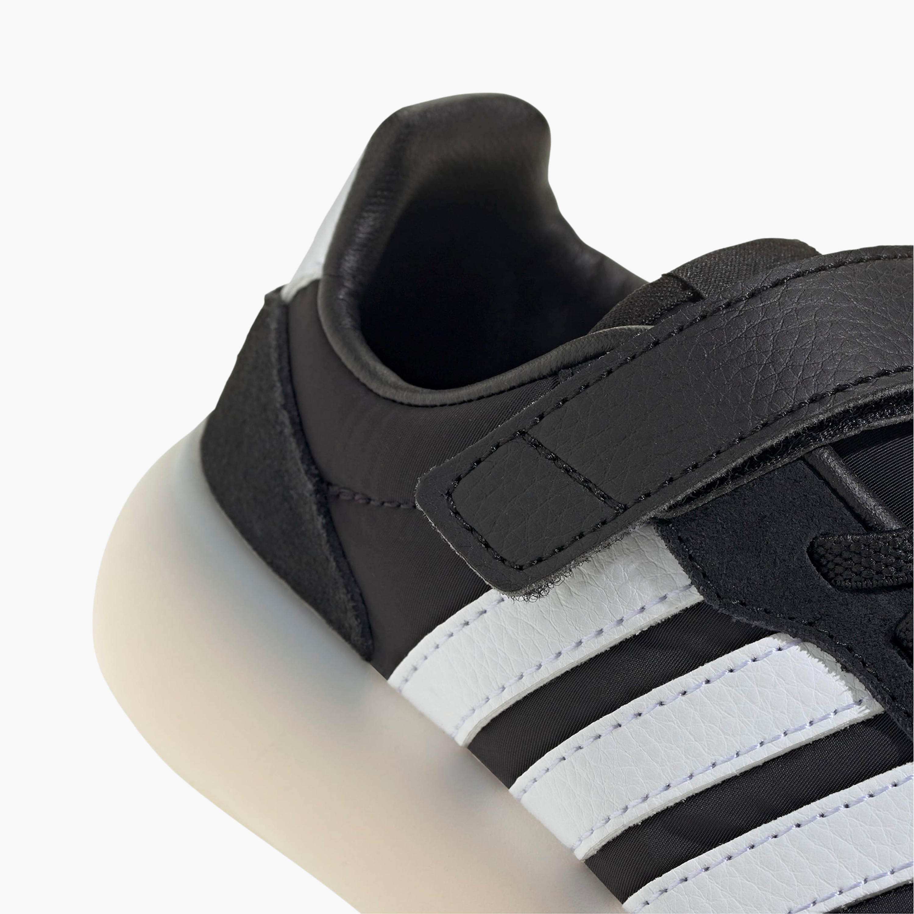 حذاء سنيكرز باريدا ديكود إي إل سي بشريط إغلاق لاصق للأولاد من أديداس-boys-shoes-sneakers-image-8