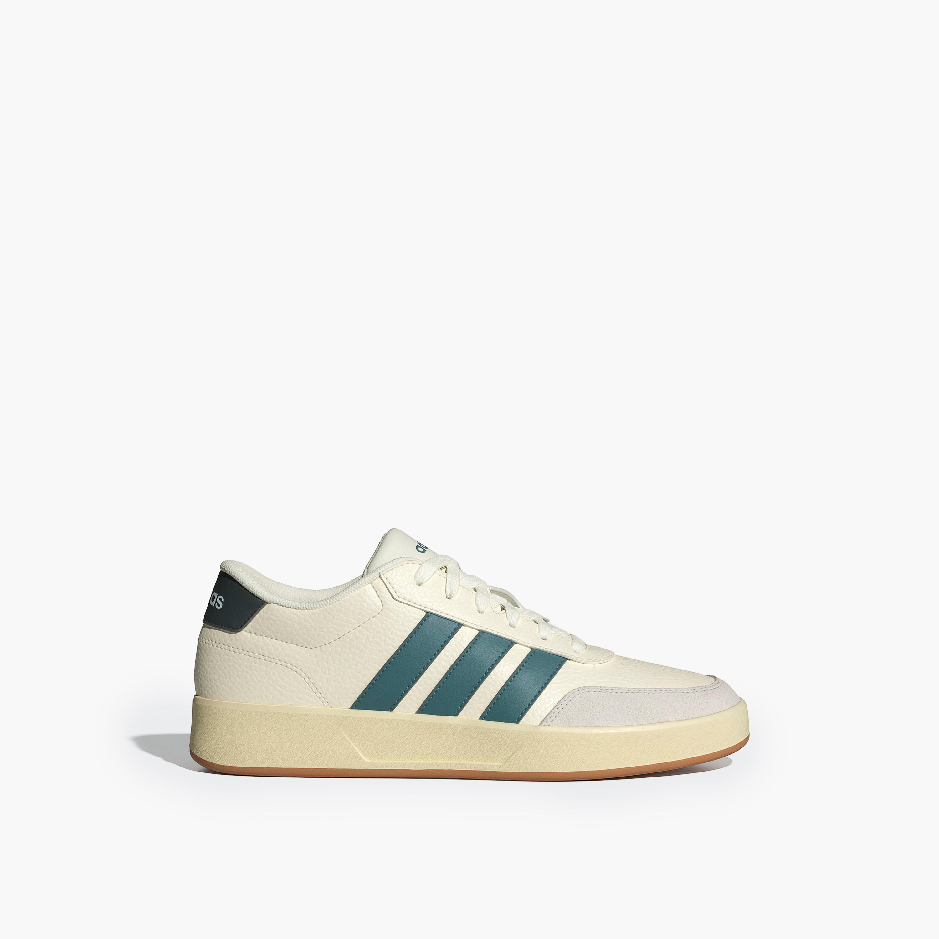حذاء سنيكرز برباط إغلاق وثقوب "بريكنيت 3.0" للرجال من أديداس-men-shoes-sneakers-image-3