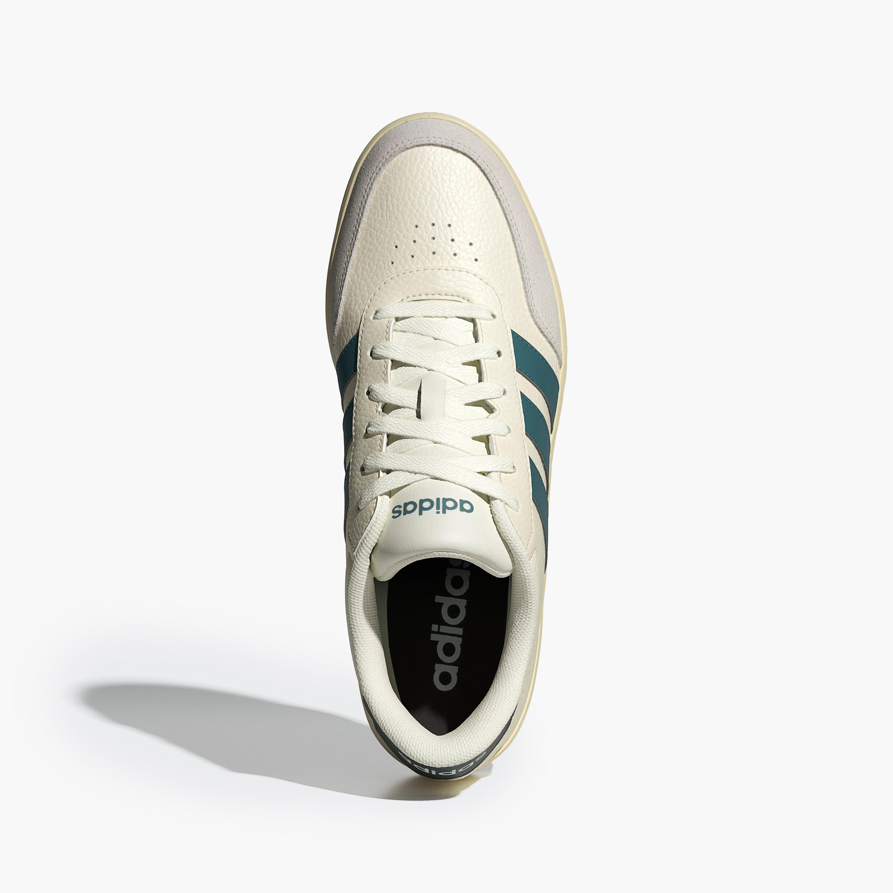 حذاء سنيكرز برباط إغلاق وثقوب "بريكنيت 3.0" للرجال من أديداس-men-shoes-sneakers-image-4