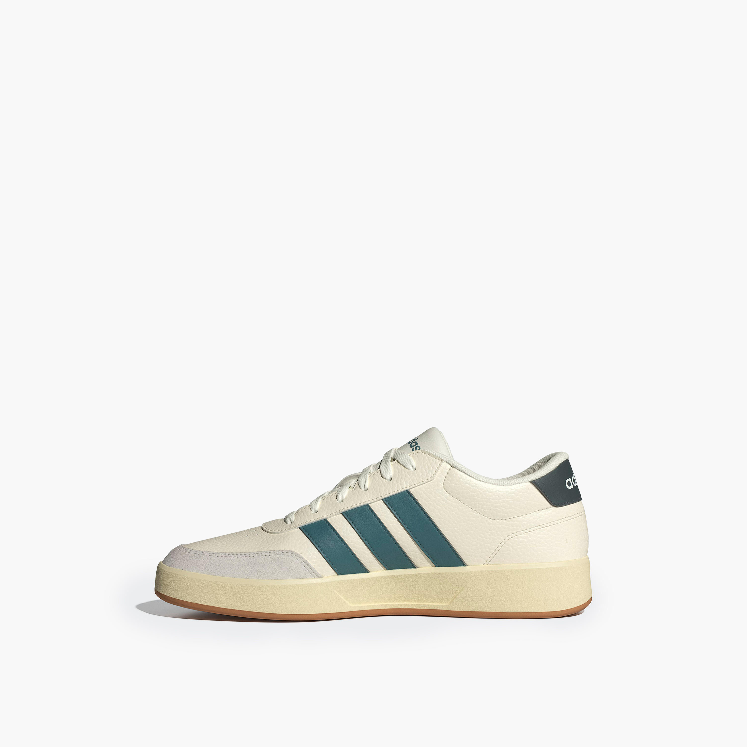 حذاء سنيكرز برباط إغلاق وثقوب "بريكنيت 3.0" للرجال من أديداس-men-shoes-sneakers-image-6