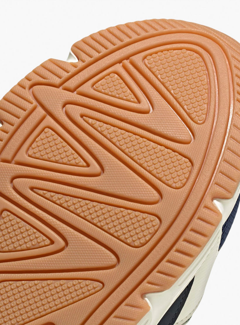حذاء سنيكرز برباط ولوح كريزي كايوس 200 للرجال من أديداس-men-shoes-sneakers-image-7