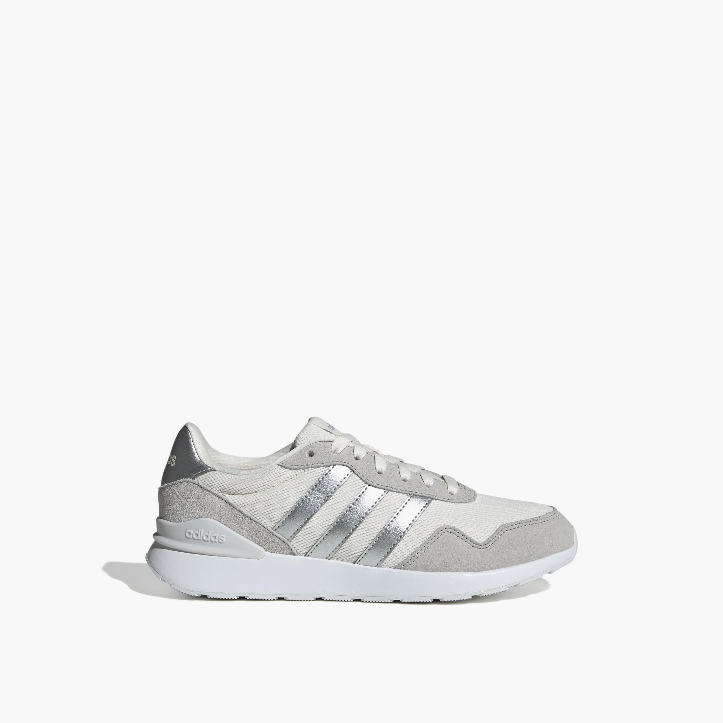 حذاء رياضي برباط إغلاق للنساء من أديداس-sports-women-shoes-image-2