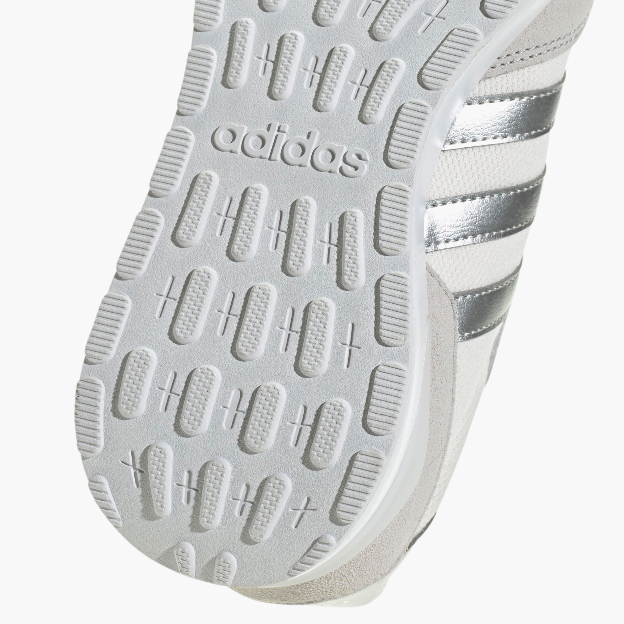 حذاء رياضي برباط إغلاق للنساء من أديداس-sports-women-shoes-image-7