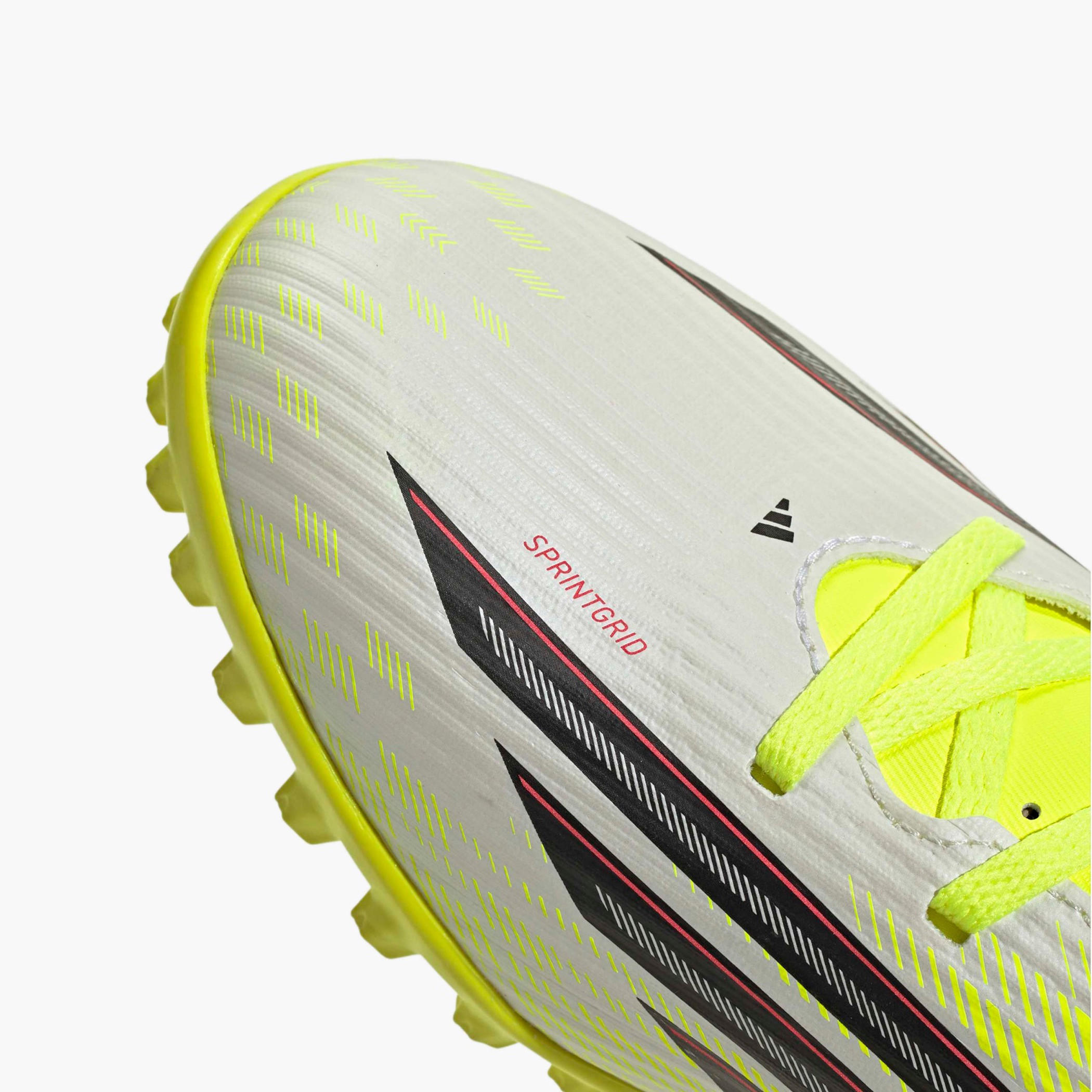 حذاء كرة قدم برباط إغلاق إف 50 كلوب للنجيل الصناعي للرجال من أديداس-sports-men-shoes-image-7