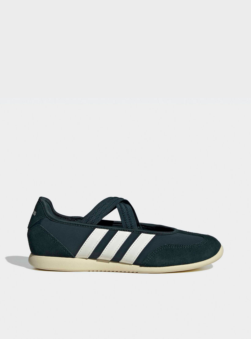 Adidas Women Barreda Striped Sports Shoes-sports-women-shoes-image-2