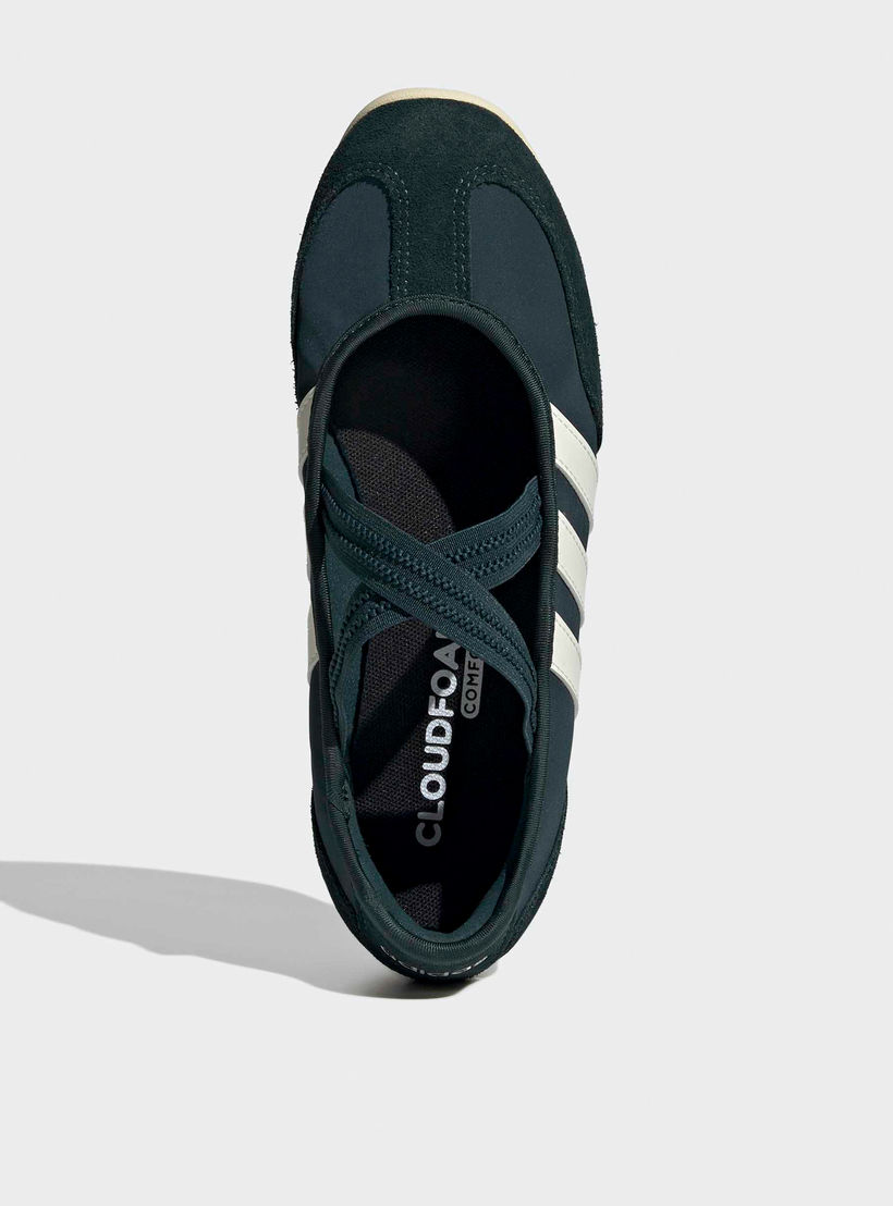 Adidas Women Barreda Striped Sports Shoes-sports-women-shoes-image-3