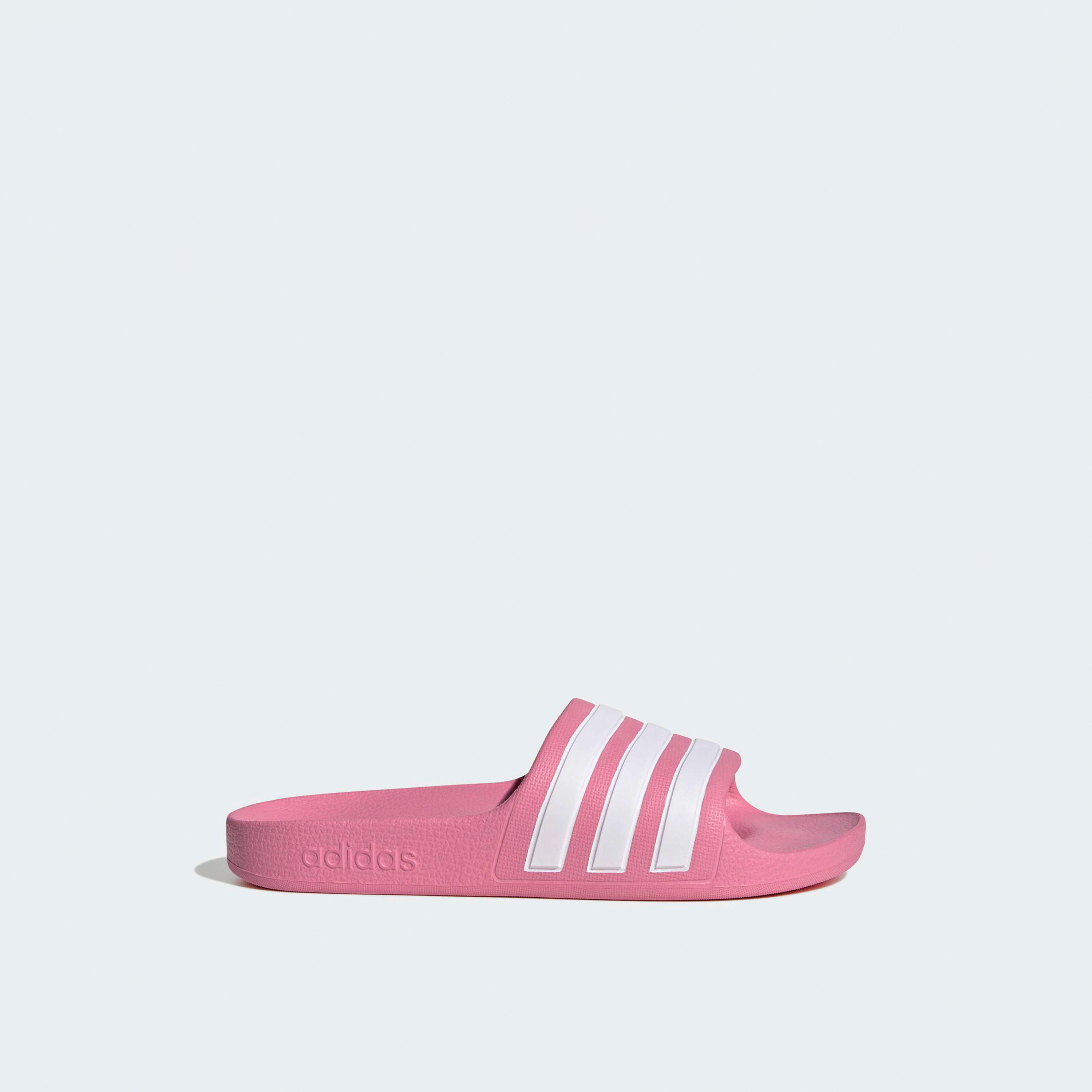 شبشب أديليت أكوا للبنات من أديداس-girls-shoes-flipflopsandslides-image-2