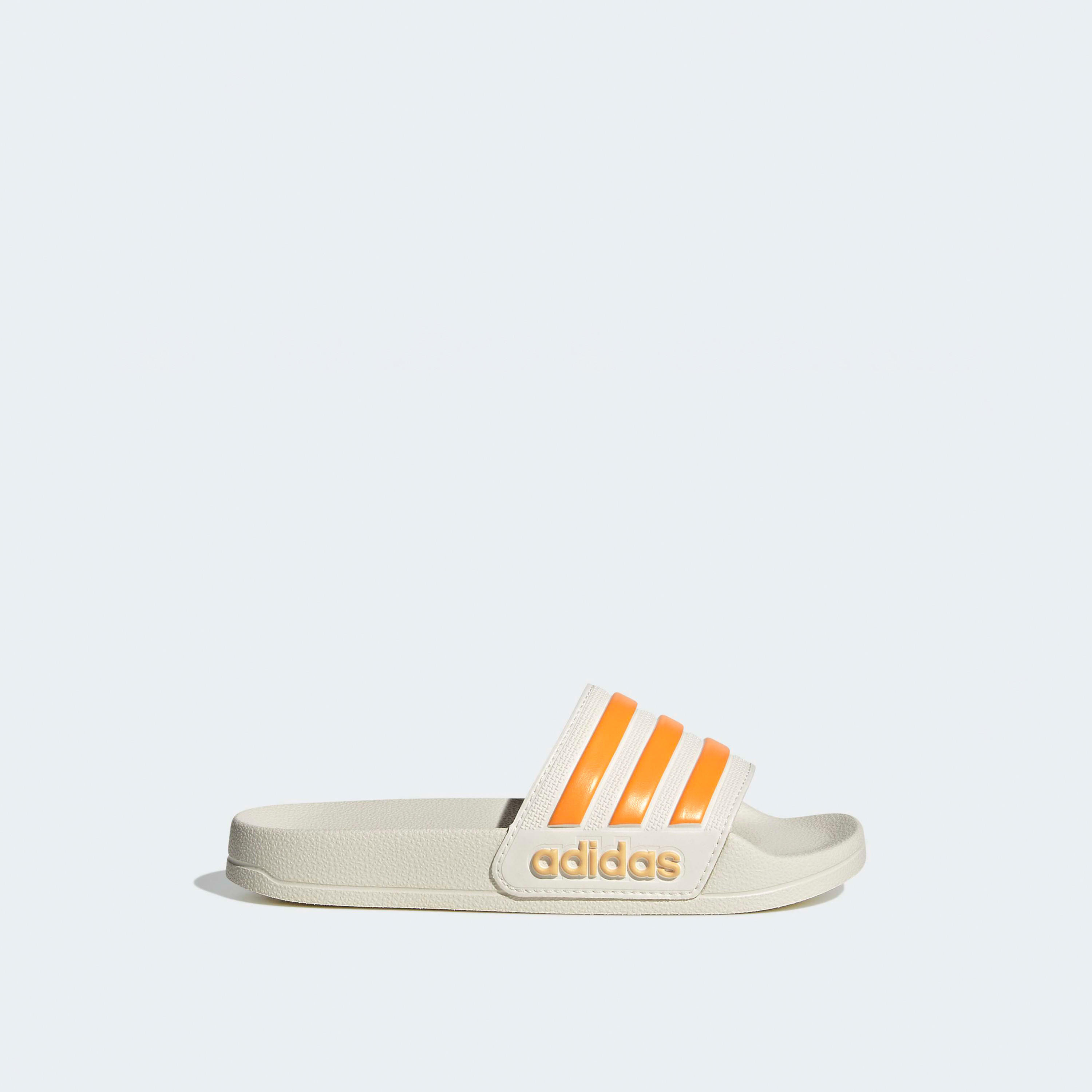 شبشب بنقوش شعار "أديليت شاور" للأولاد من أديداس-sports-boys-shoes-image-2