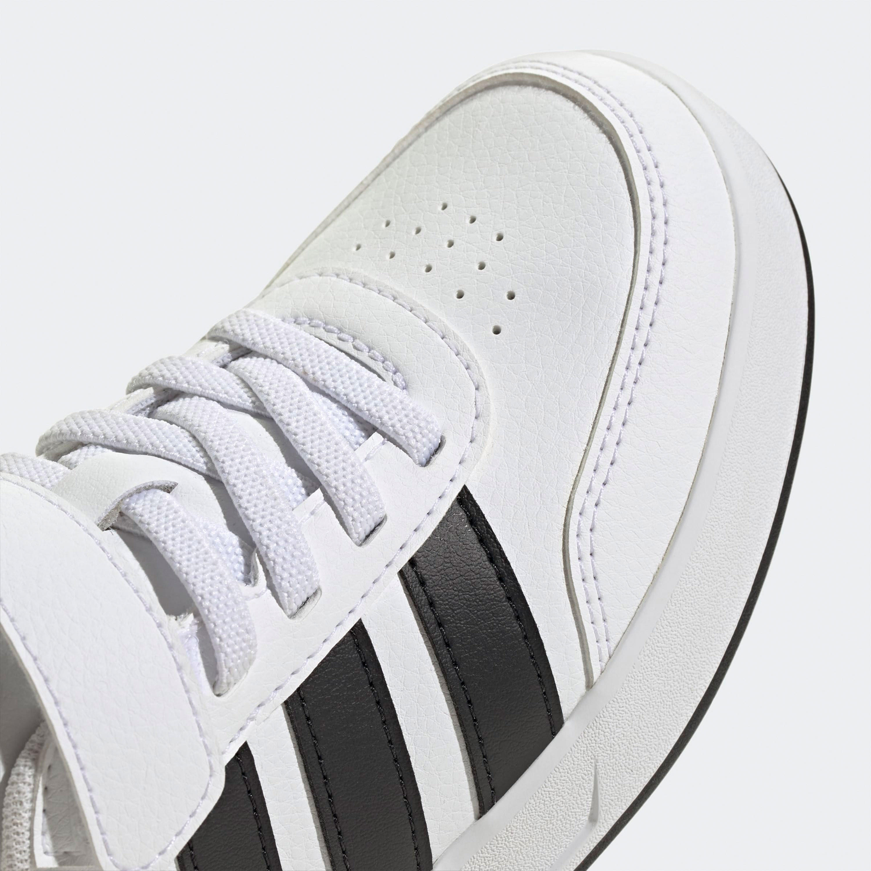 حذاء سنيكرز بشريط إغلاق لاصق "بريكنيت 3.0 إي إل" للأولاد من أديداس-girls-shoes-sneakers-image-6