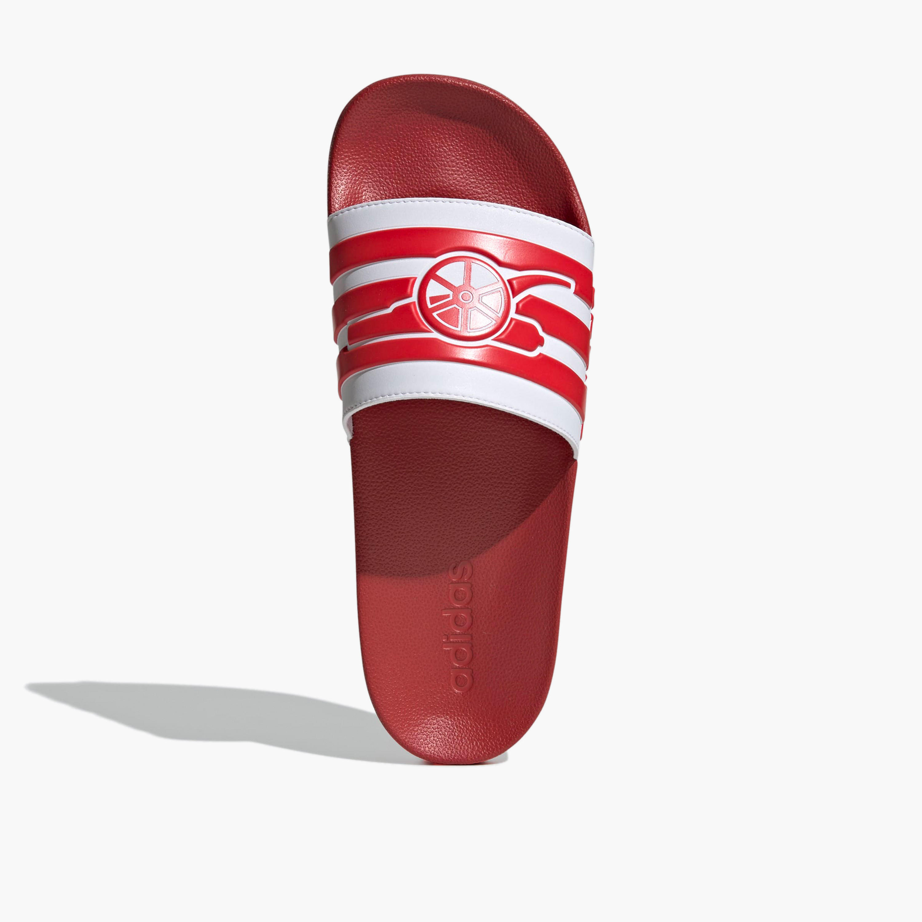 شبشب أديليت شاور بطبعات شعار أرسنال للرجال من أديداس-men-shoes-flipflopsandslides-image-4
