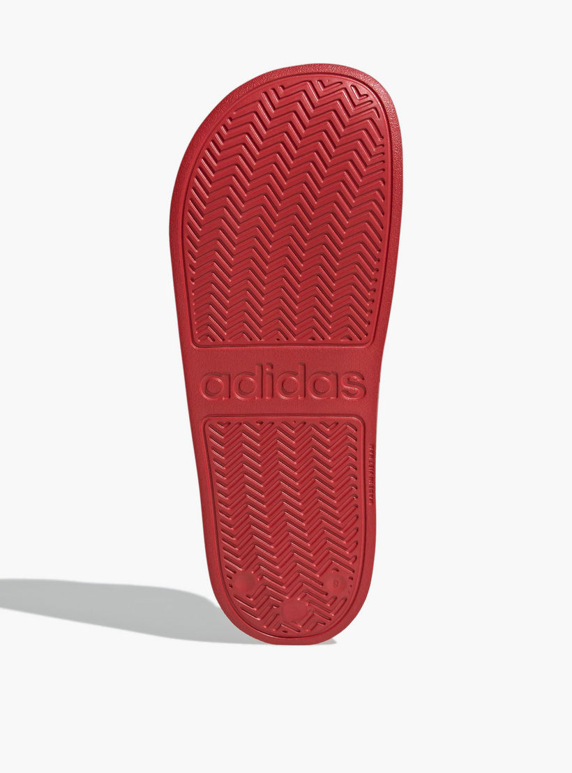 شبشب بطبعات شعار ليفربول أديليت شاور للرجال من أديداس-men-shoes-flipflopsandslides-image-6