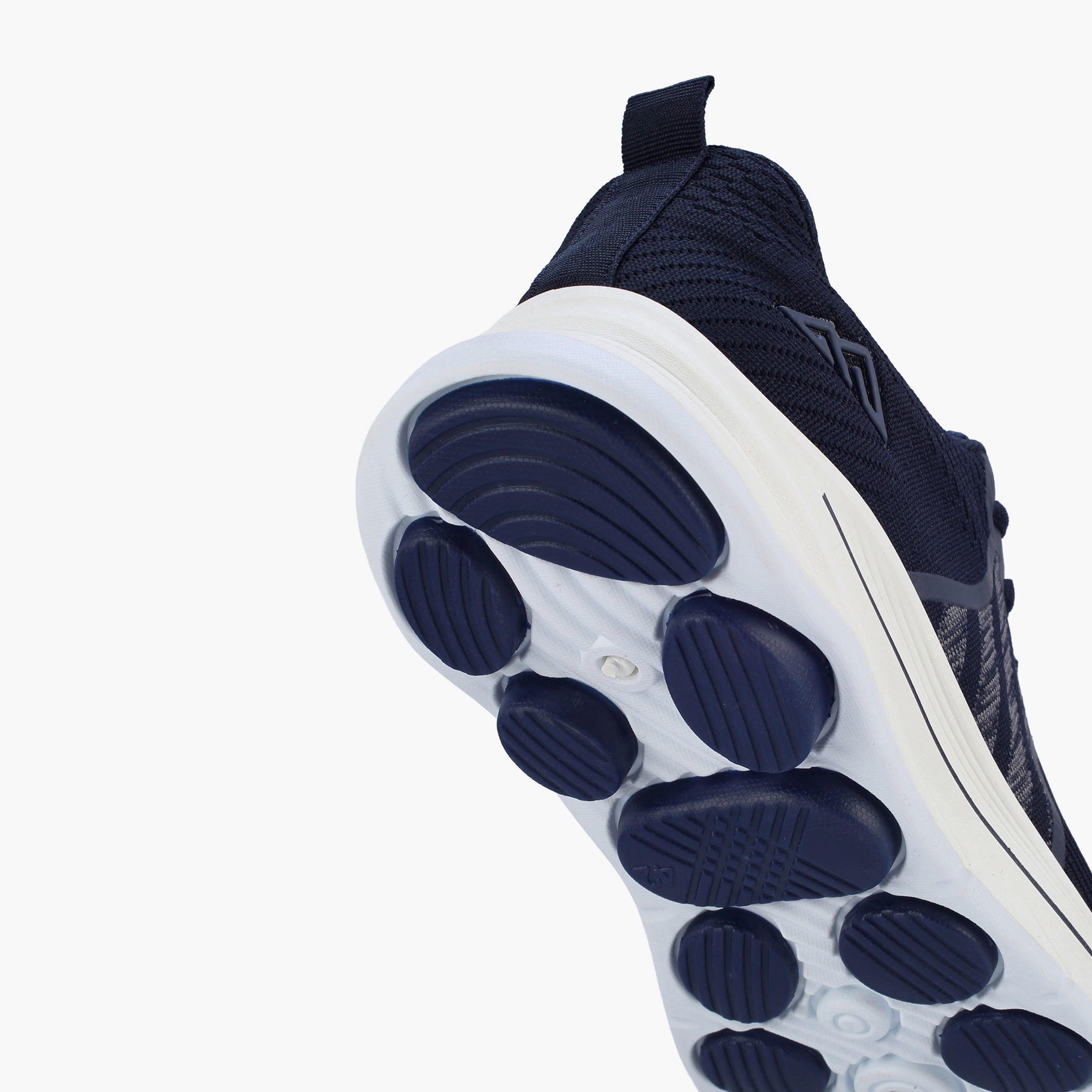 حذاء رياضي برباط إغلاق للرجال من أوكلان من شو إكسبريس-sports-men-shoes-image-5