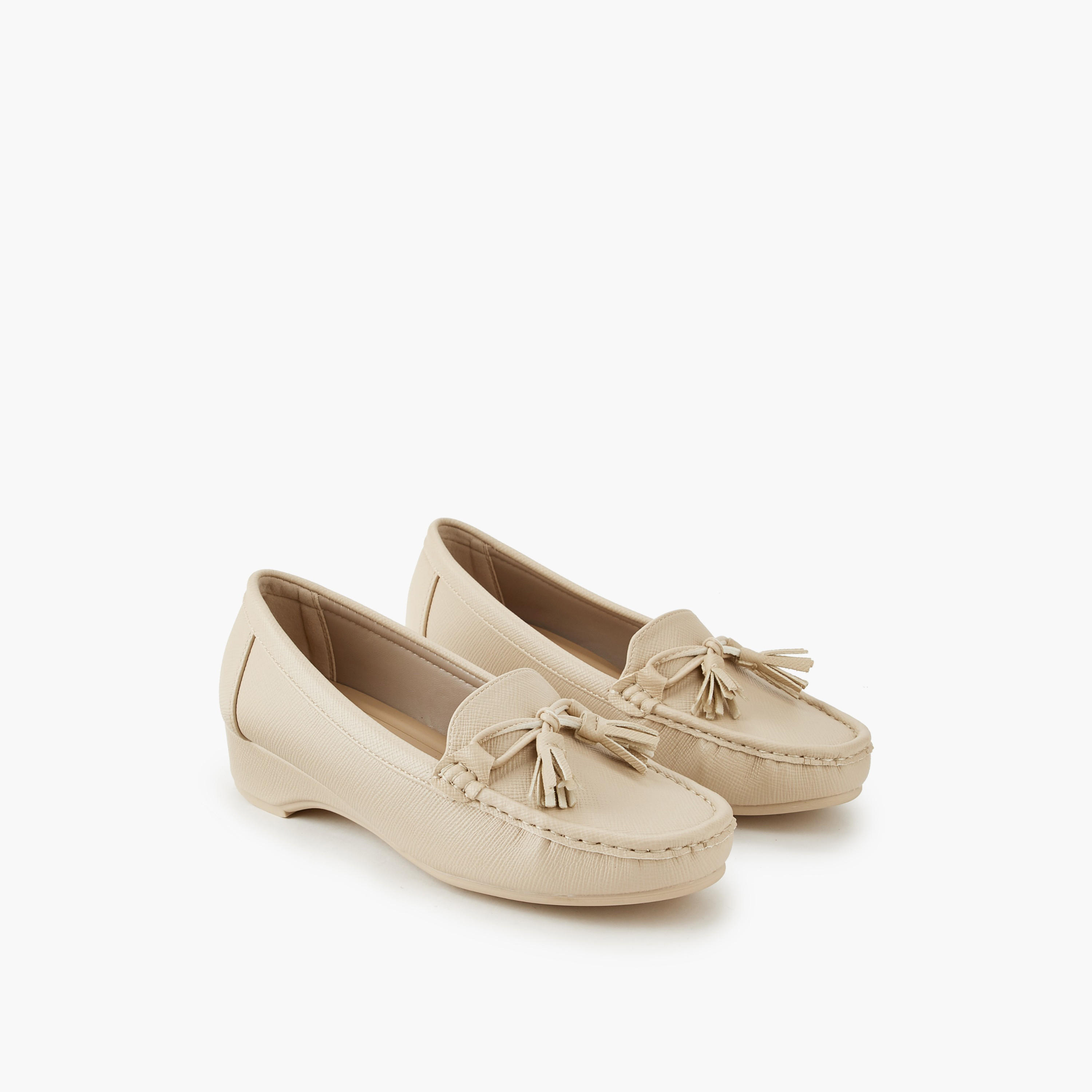 حذاء لوفر سهل الارتداء للنساء من فلورا بيلا-women-shoes-heels-image-1