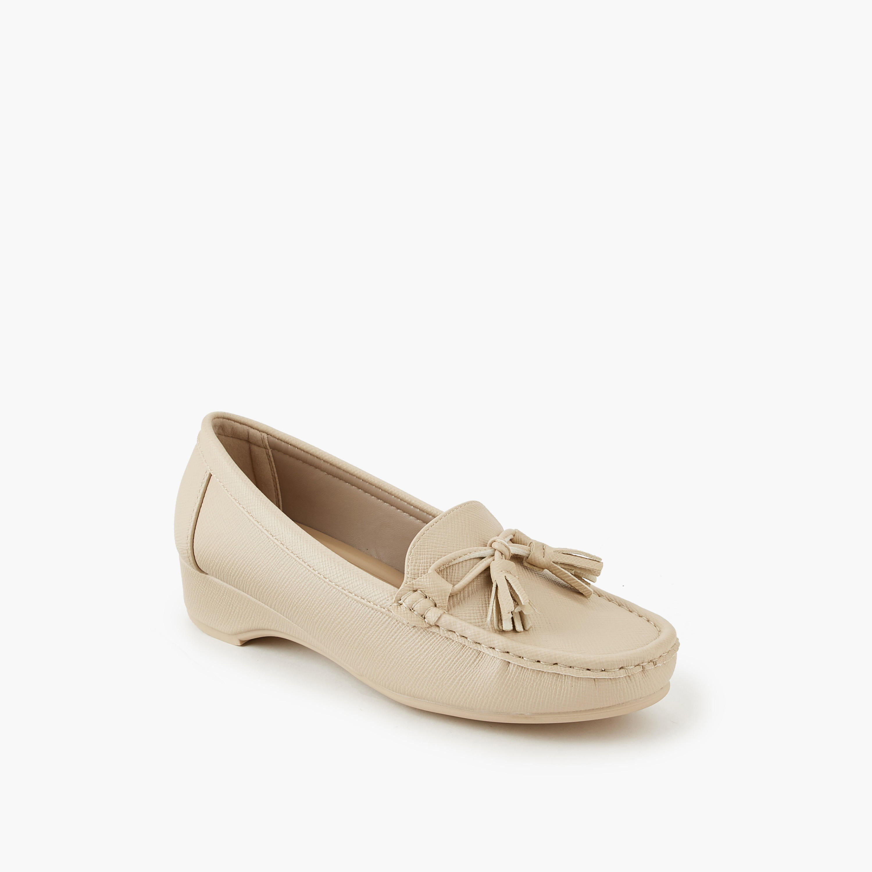 حذاء لوفر سهل الارتداء للنساء من فلورا بيلا-women-shoes-heels-image-2