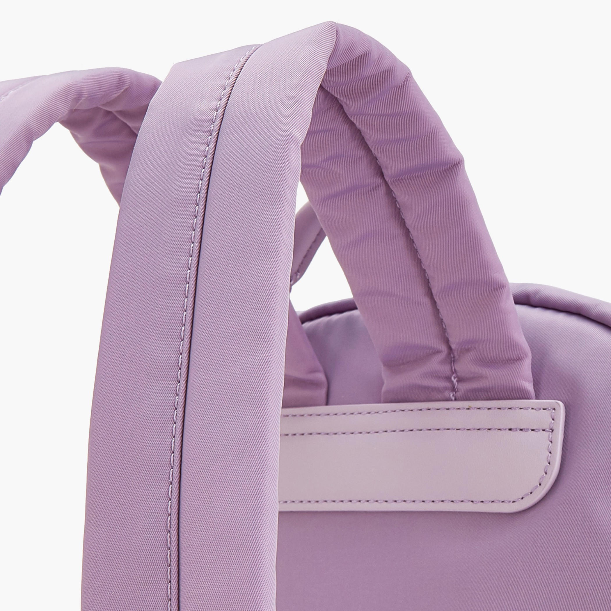 شنطة ظهر بتصميم قوالب ملونة وأحزمة كتف مبطنة من لي كوبر-women-bagsandwallets-backpacks-image-3