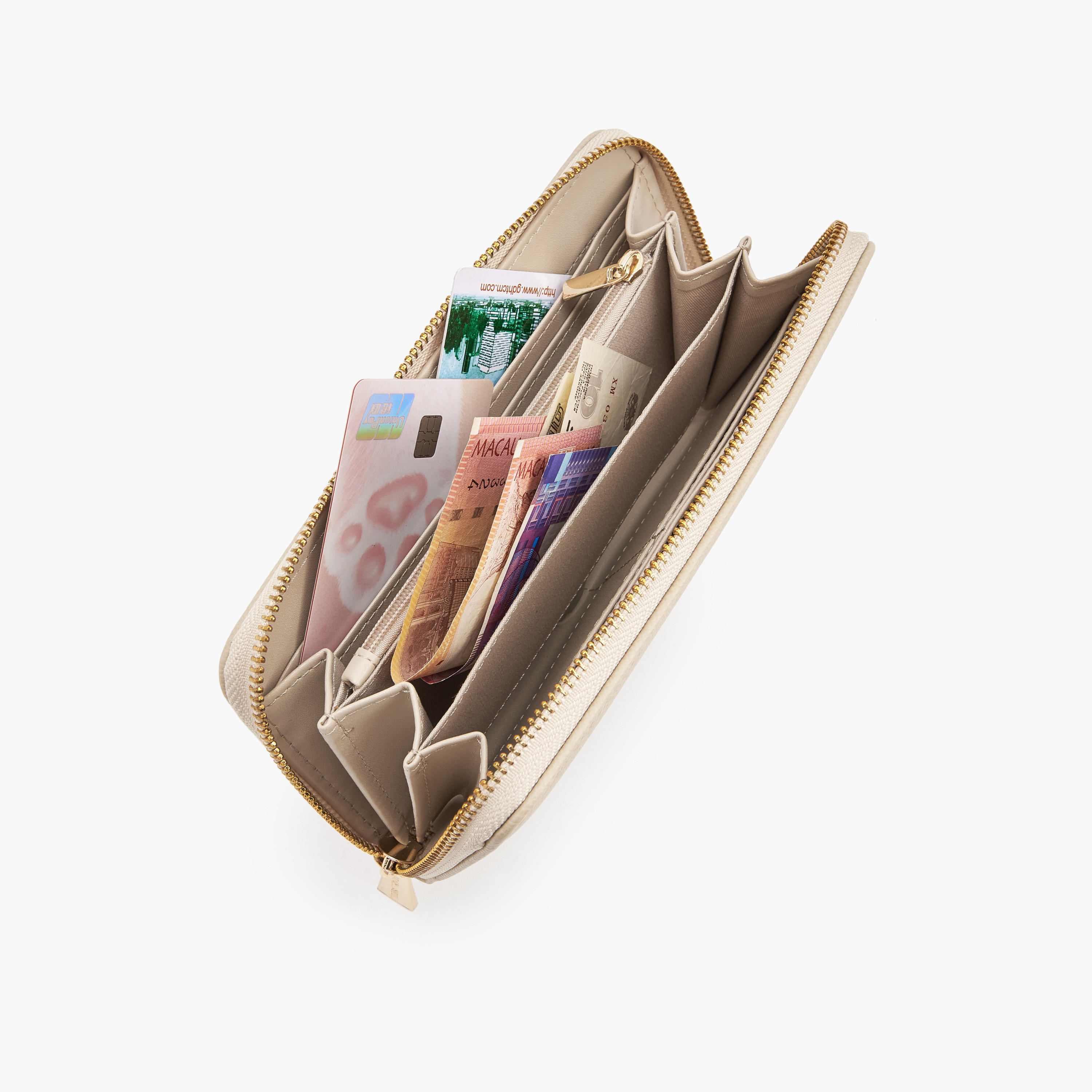 محفظة بسحاب إغلاق دائري وشعار بارز الملمس من فلورا بيلا-women-bagsandwallets-wallets-image-7
