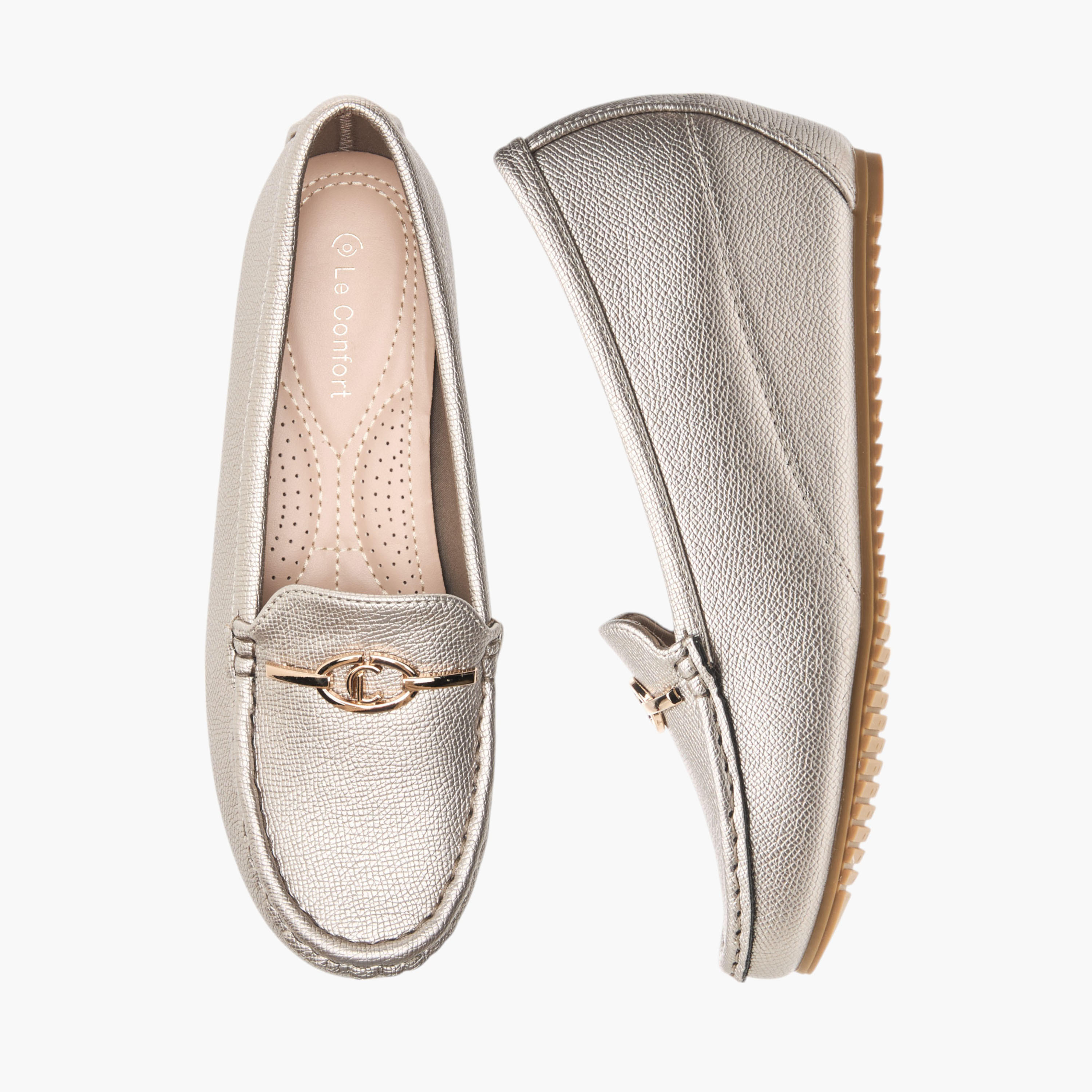 حذاء سهل الارتداء مريح بزينة معدنية وكعب ويدج من لو كونفورت-women-shoes-loafersandmoccasins-image-1