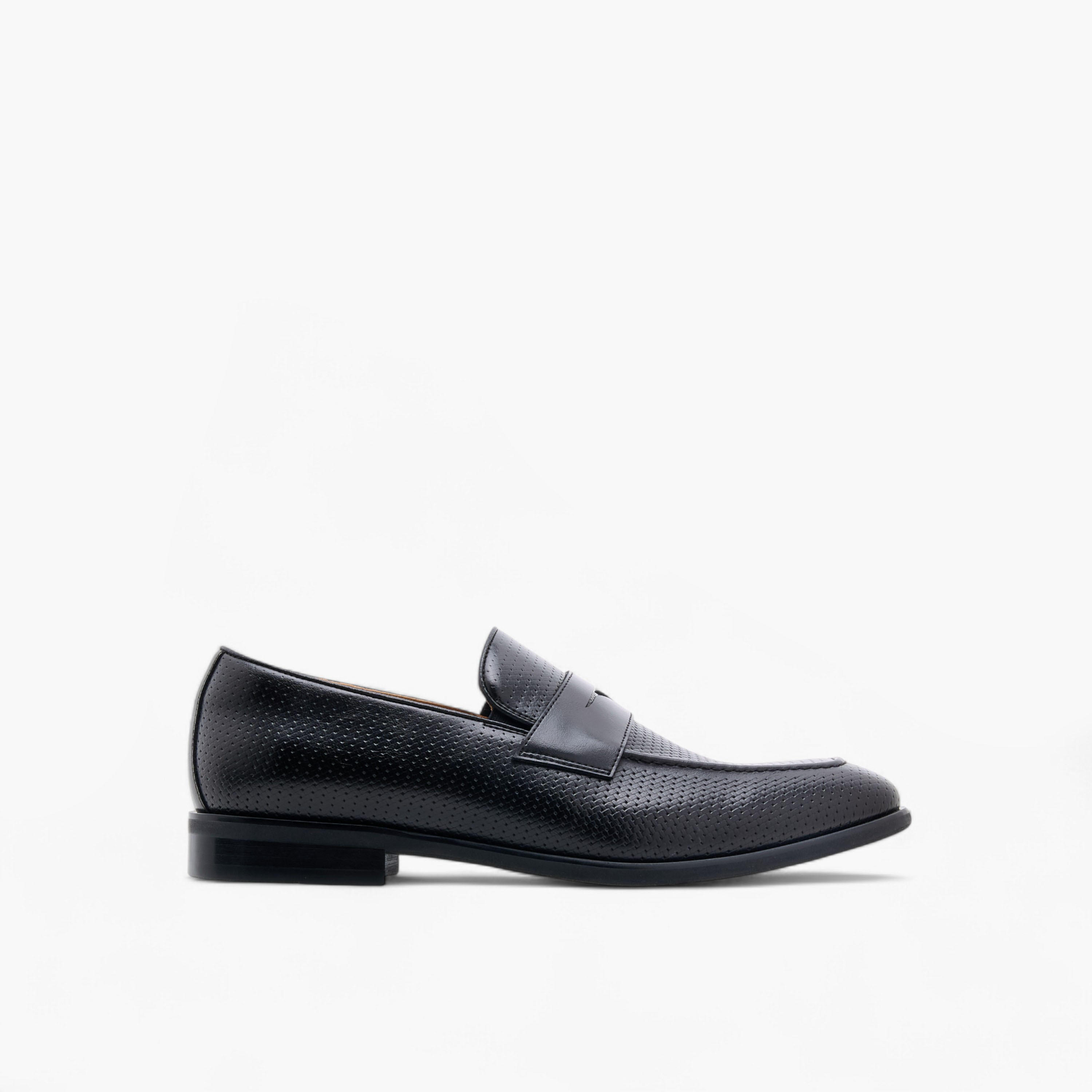 Duchini Men's Textured Slip-On Loafers-men-shoes-formalshoes-image-3