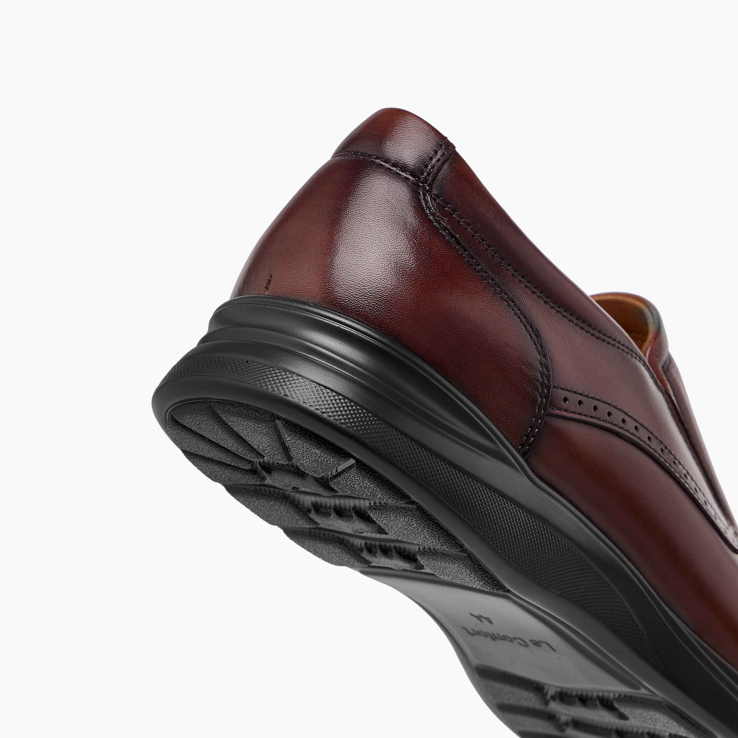 Le Confort Leather Textured Slip-On Loafers-men-shoes-formalshoes-image-5