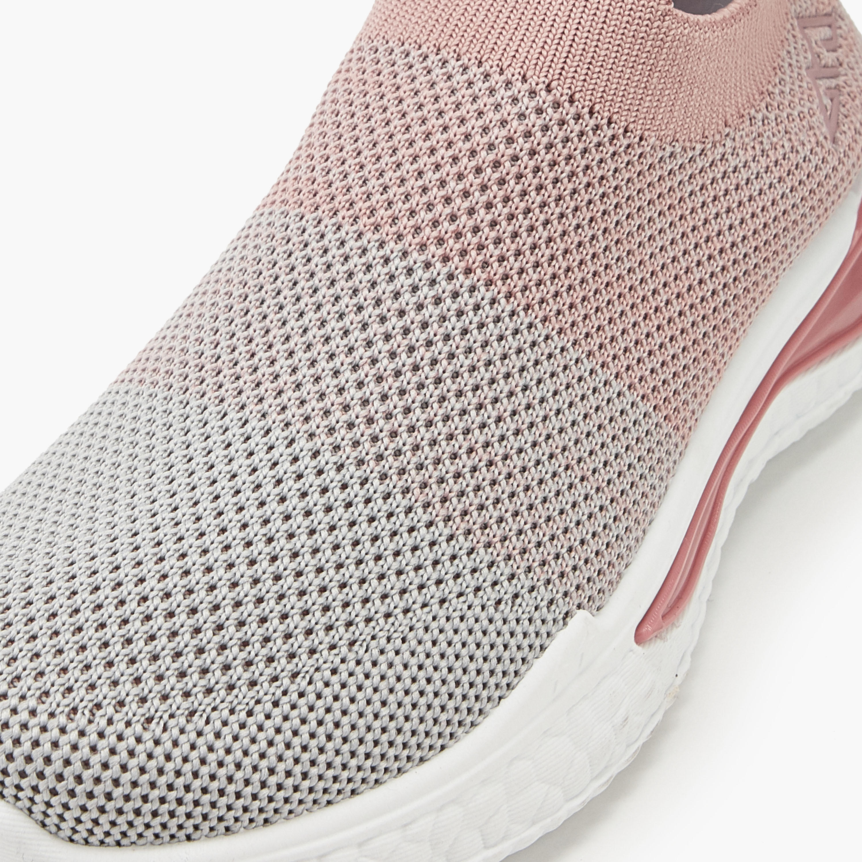 حذاء رياضي سهل الارتداء بارز الملمس بلسان سحب من أوكلان من شو إكسبريس-girls-shoes-sneakers-image-4
