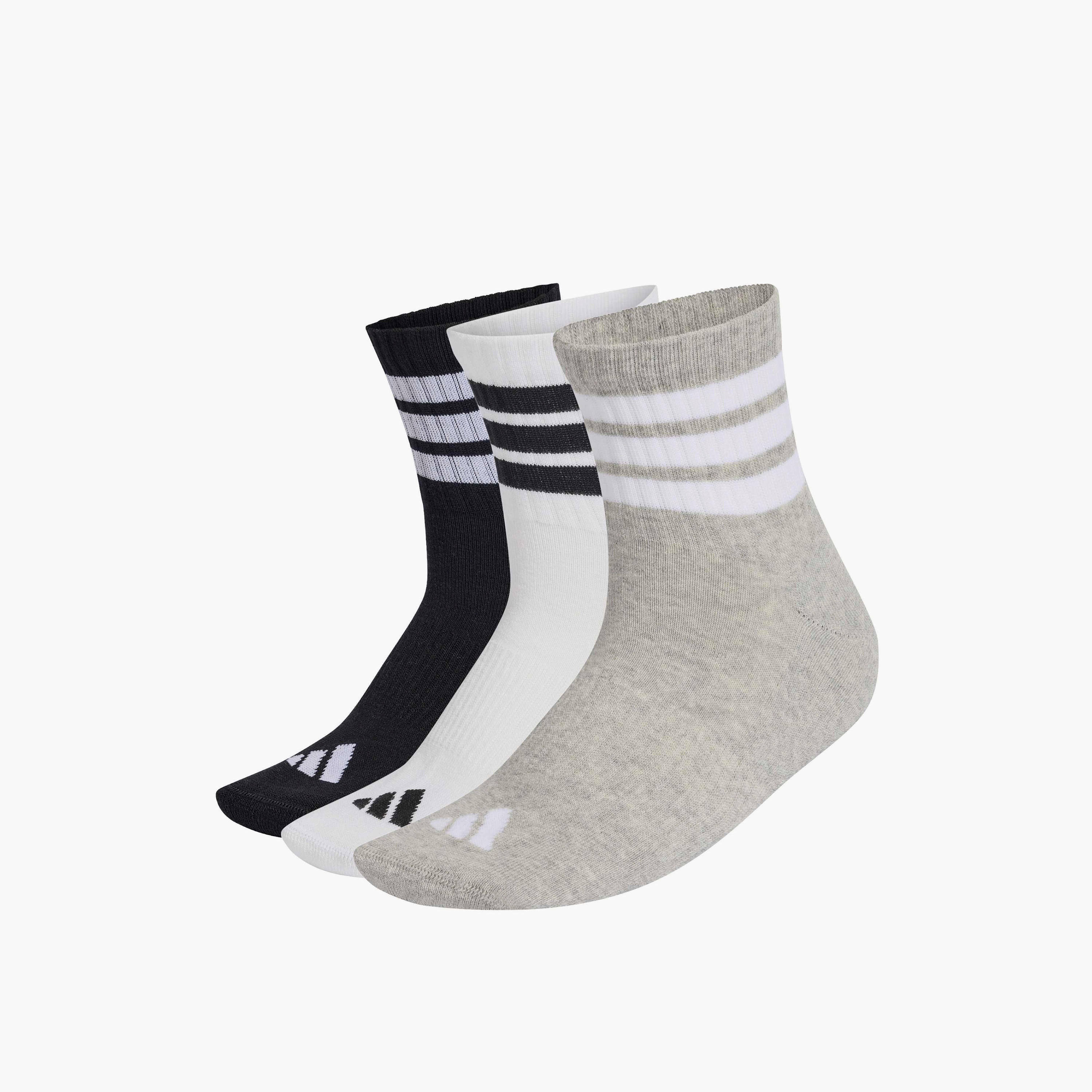 طقم جوارب رياضية 3 أزواج بطول الكاحل للرجال من أديداس-men-socks-image-1