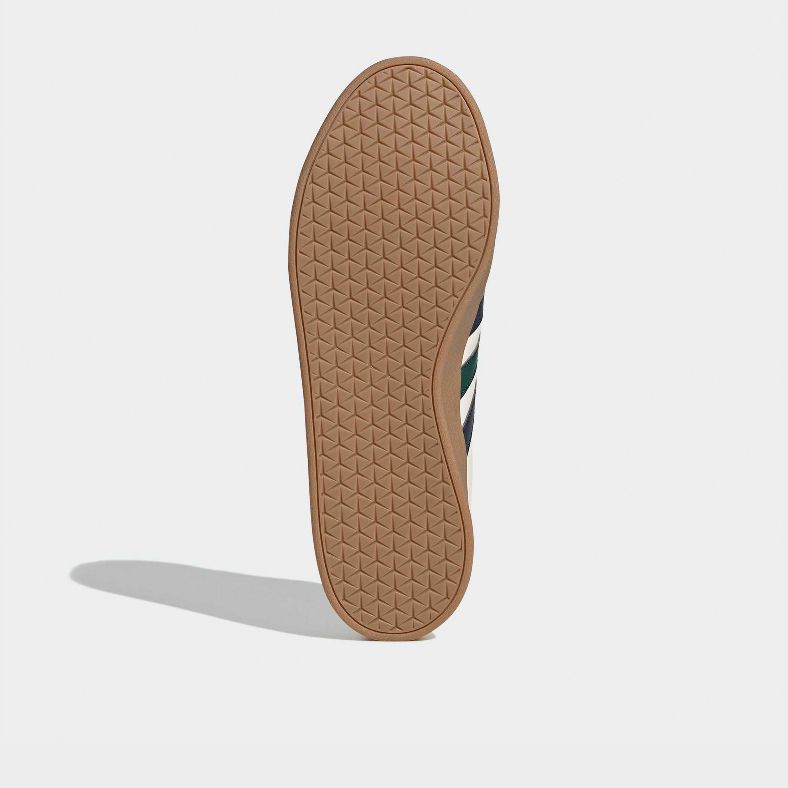 حذاء سنيكرز بطول الكاحل ورباط إغلاق في إل كورت بيس للرجال من أديداس-sports-men-shoes-image-4