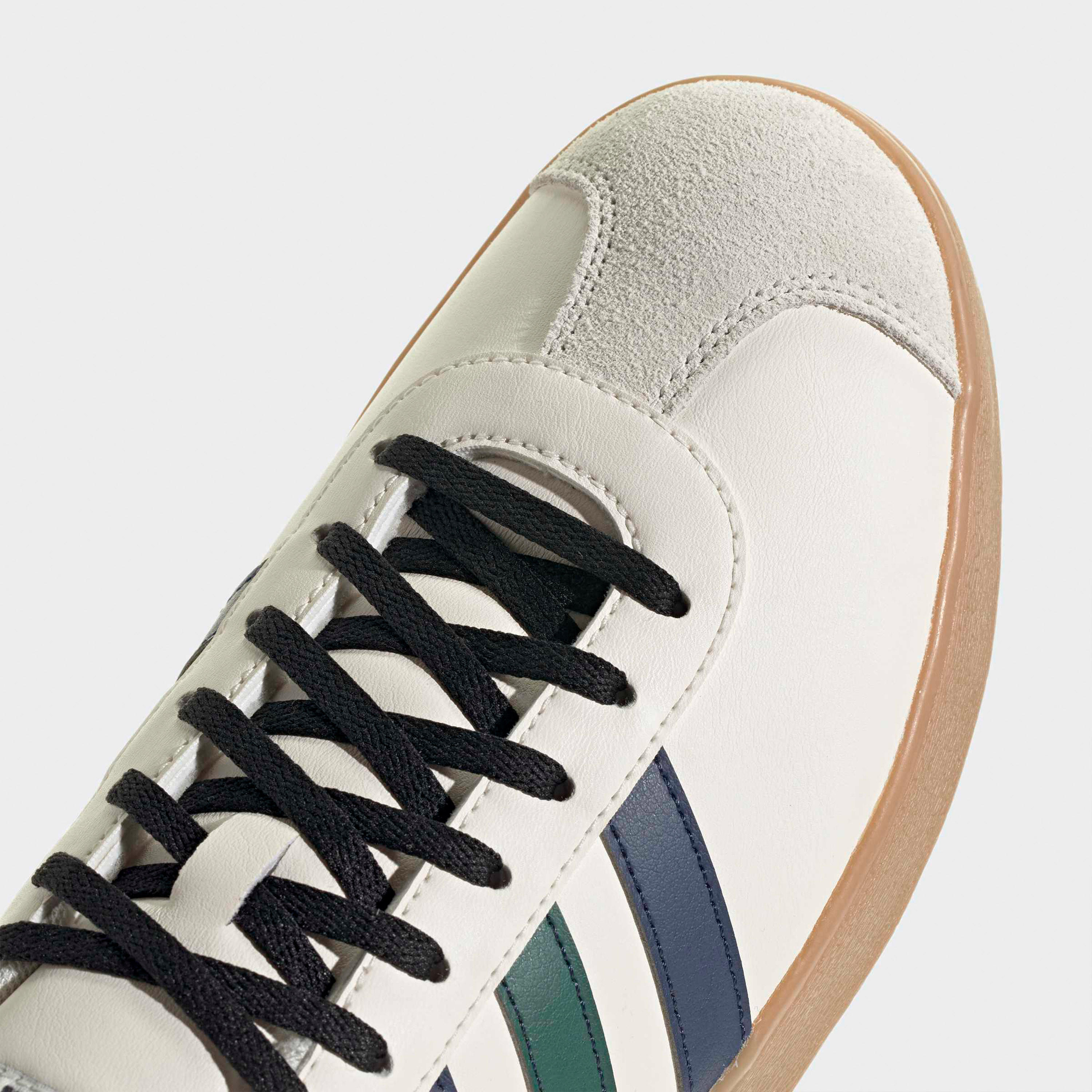 حذاء سنيكرز بطول الكاحل ورباط إغلاق في إل كورت بيس للرجال من أديداس-sports-men-shoes-image-6