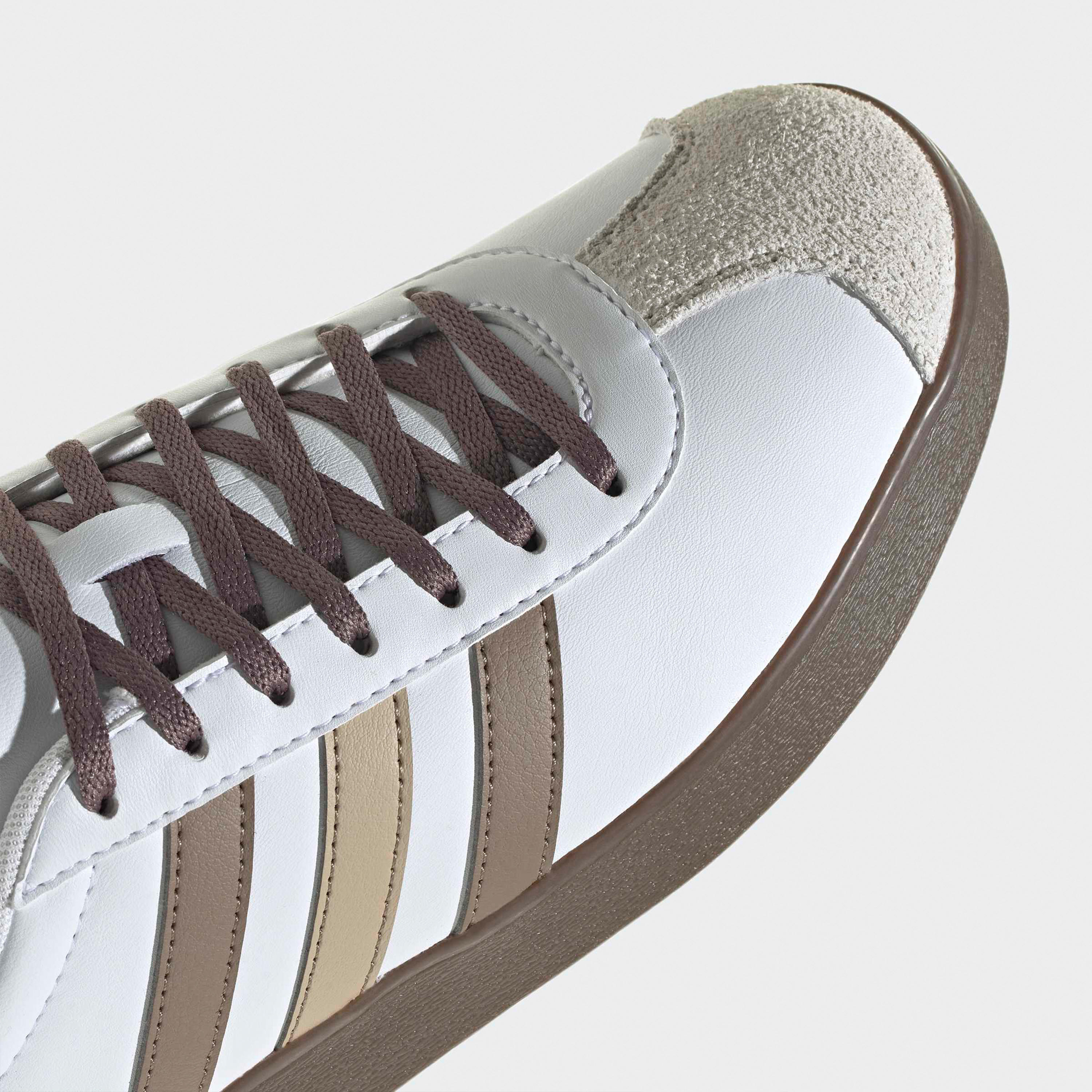 حذاء سنيكرز بطول الكاحل ورباط إغلاق في إل كورت بيس للرجال من أديداس-sports-men-shoes-image-6