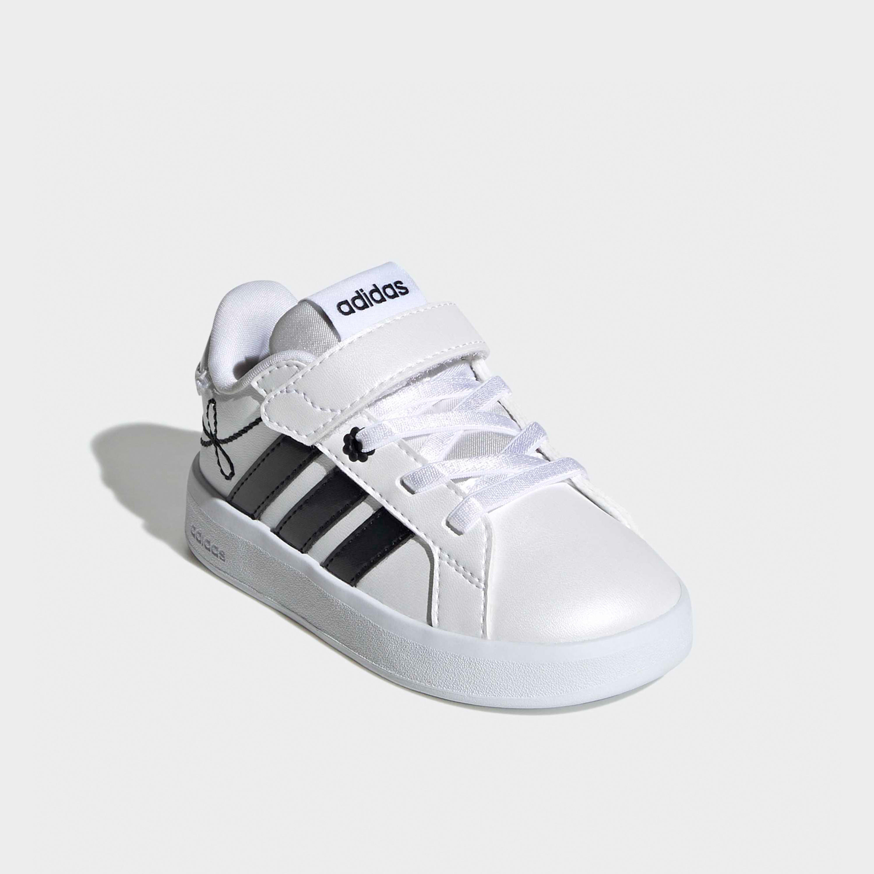 حذاء سنيكرز بطول الكاحل وشريط إغلاق لاصق جراند كورت 3.0 إيه إل للبنات من أديداس-baby-girls-shoes-closedshoes-image-1