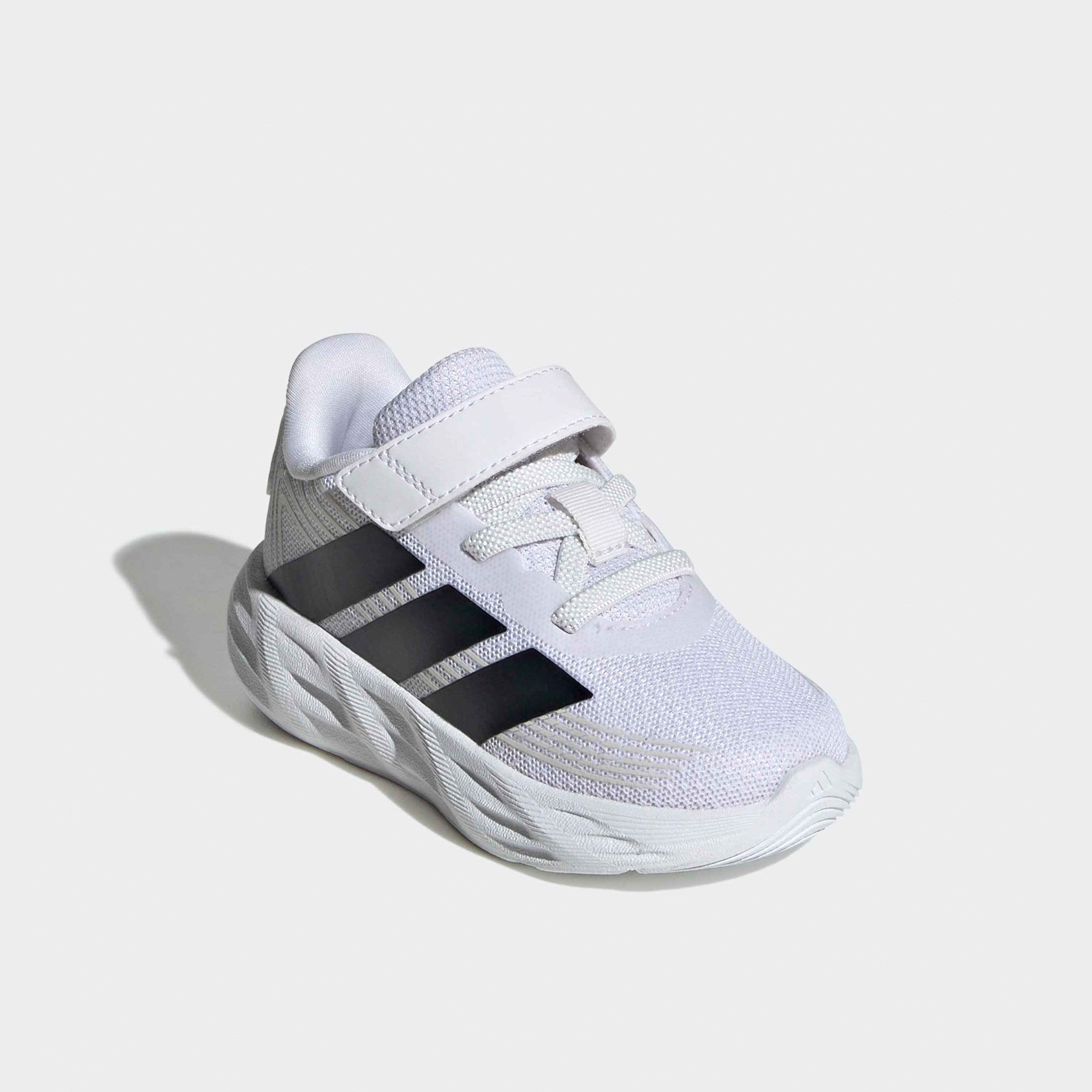 حذاء جري بشريط إغلاق جلاكسي 8 إي أل للفتيات من أديداس-baby-girls-shoes-closedshoes-image-1