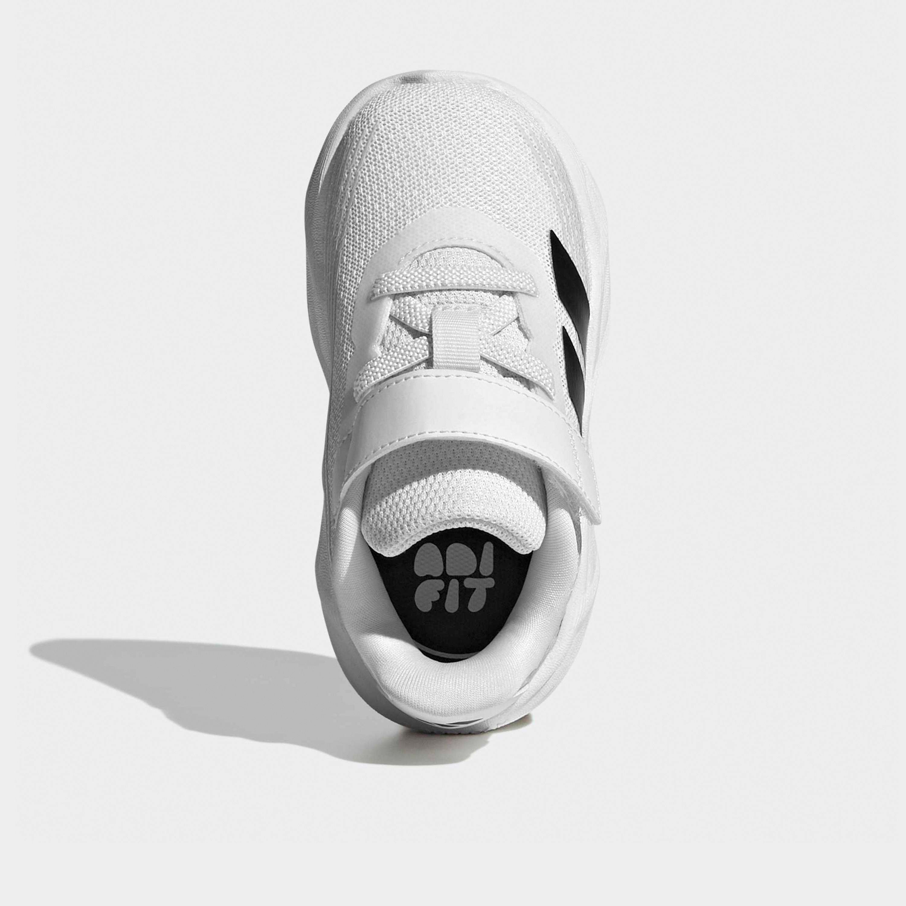 حذاء جري بشريط إغلاق جلاكسي 8 إي أل للفتيات من أديداس-baby-girls-shoes-closedshoes-image-3