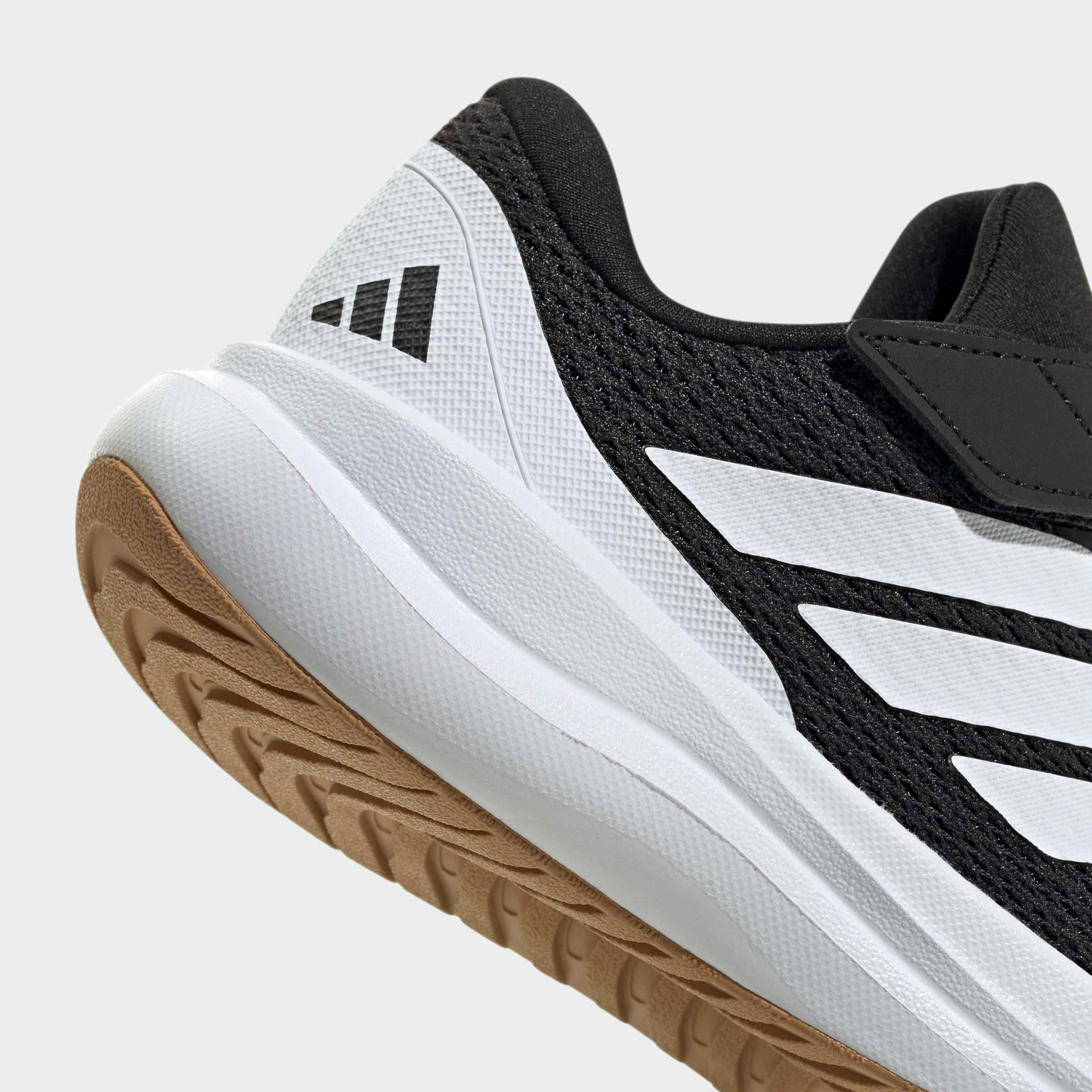 حذاء جري بشريط إغلاق رانفالكون 6 إي أل للأطفال من أديداس-girls-shoes-sneakers-image-7