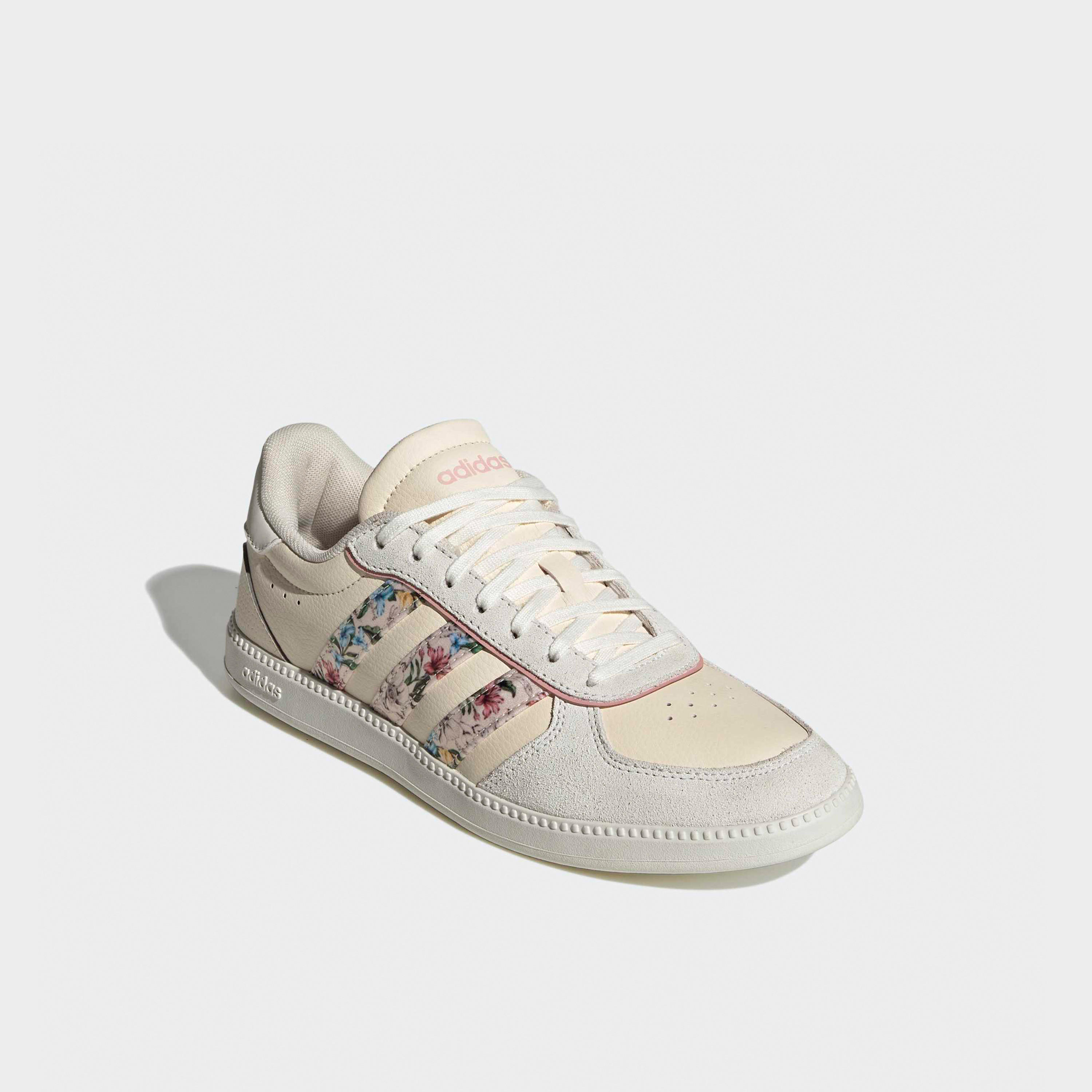 حذاء سنيكرز بريك نت سليك برباط للنساء من أديداس - IH5426-women-shoes-sneakers-image-1