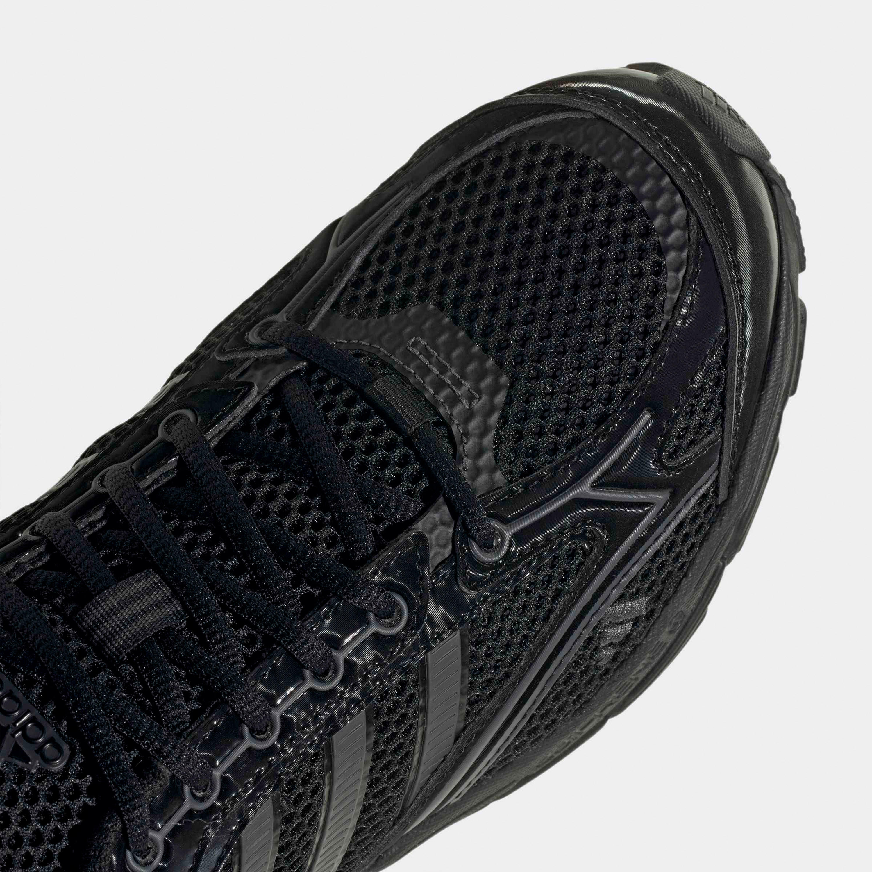 حذاء سنيكرز طول الكاحل برباط سبيريتاين 2000 للرجال من أديداس-men-shoes-sneakers-image-6