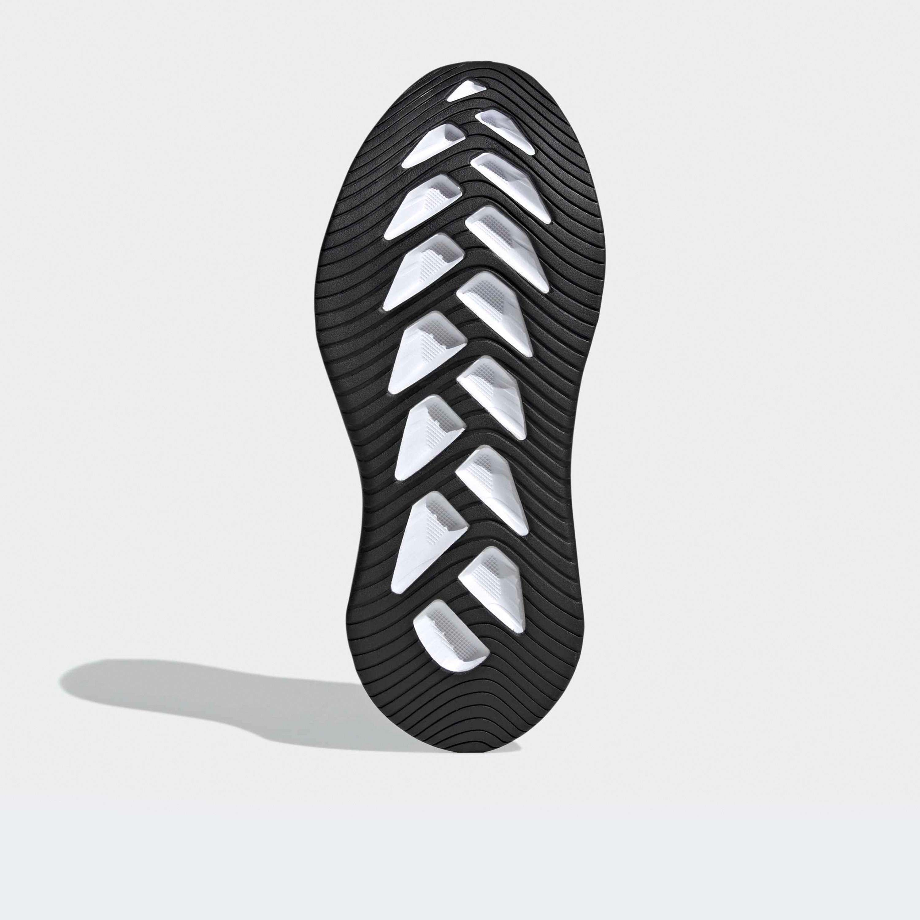 حذاء رياضي برباط إغلاق تريد موف للنساء من أديداس-sports-women-shoes-image-4